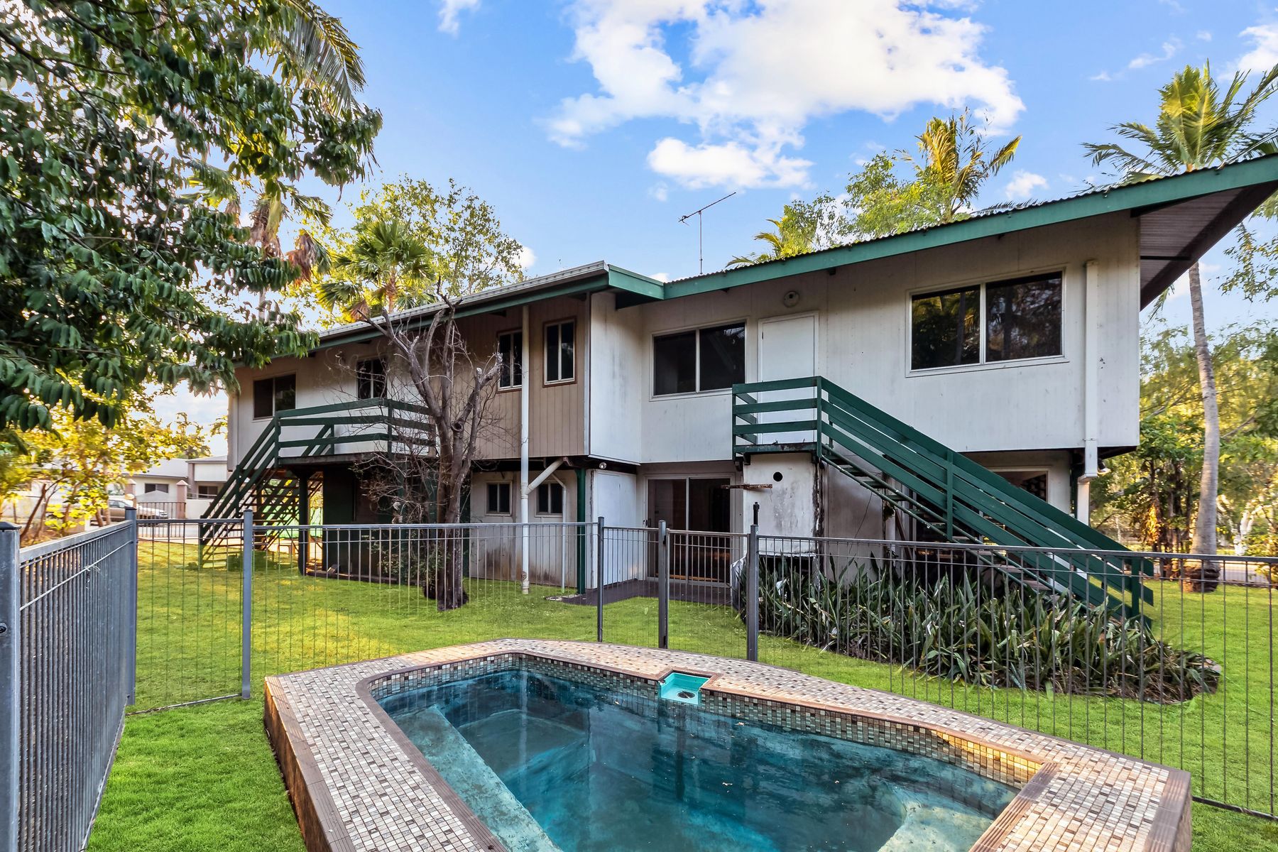 42 Rossiter Street, Rapid Creek NT 0810, Rapid Creek - Thumbnail 2