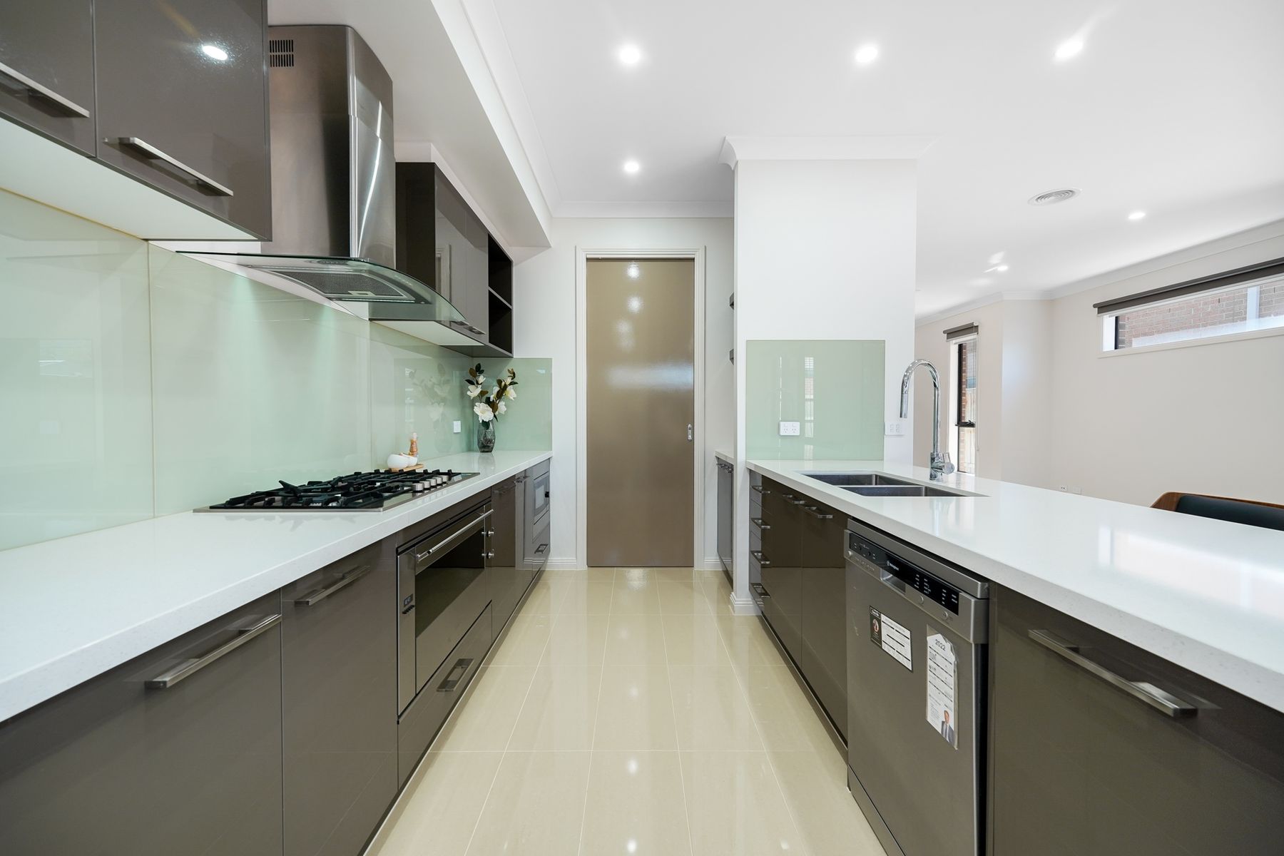 16 Milliners Avenue, Keysborough, VIC 3173, Keysborough - Thumbnail 6