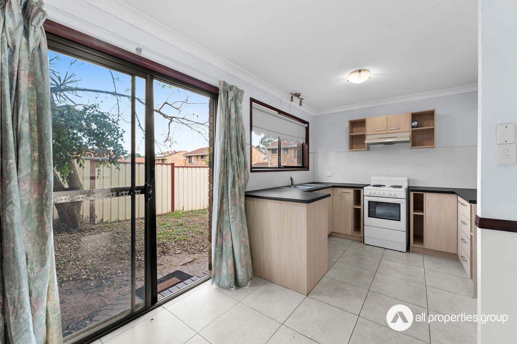 3/33 Bruce Road, Woodridge QLD 4114, Woodridge - Thumbnail 4