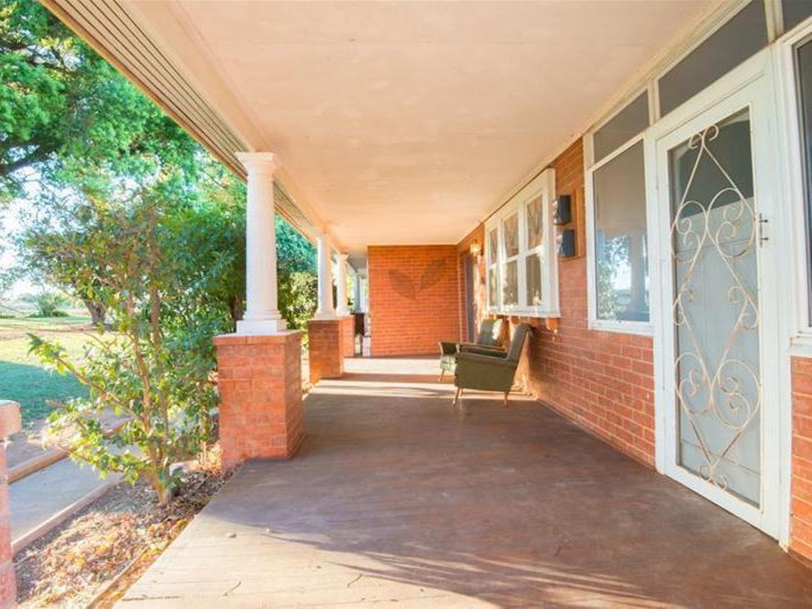 121 McEdward Street, Birdwoodton - Thumbnail 2