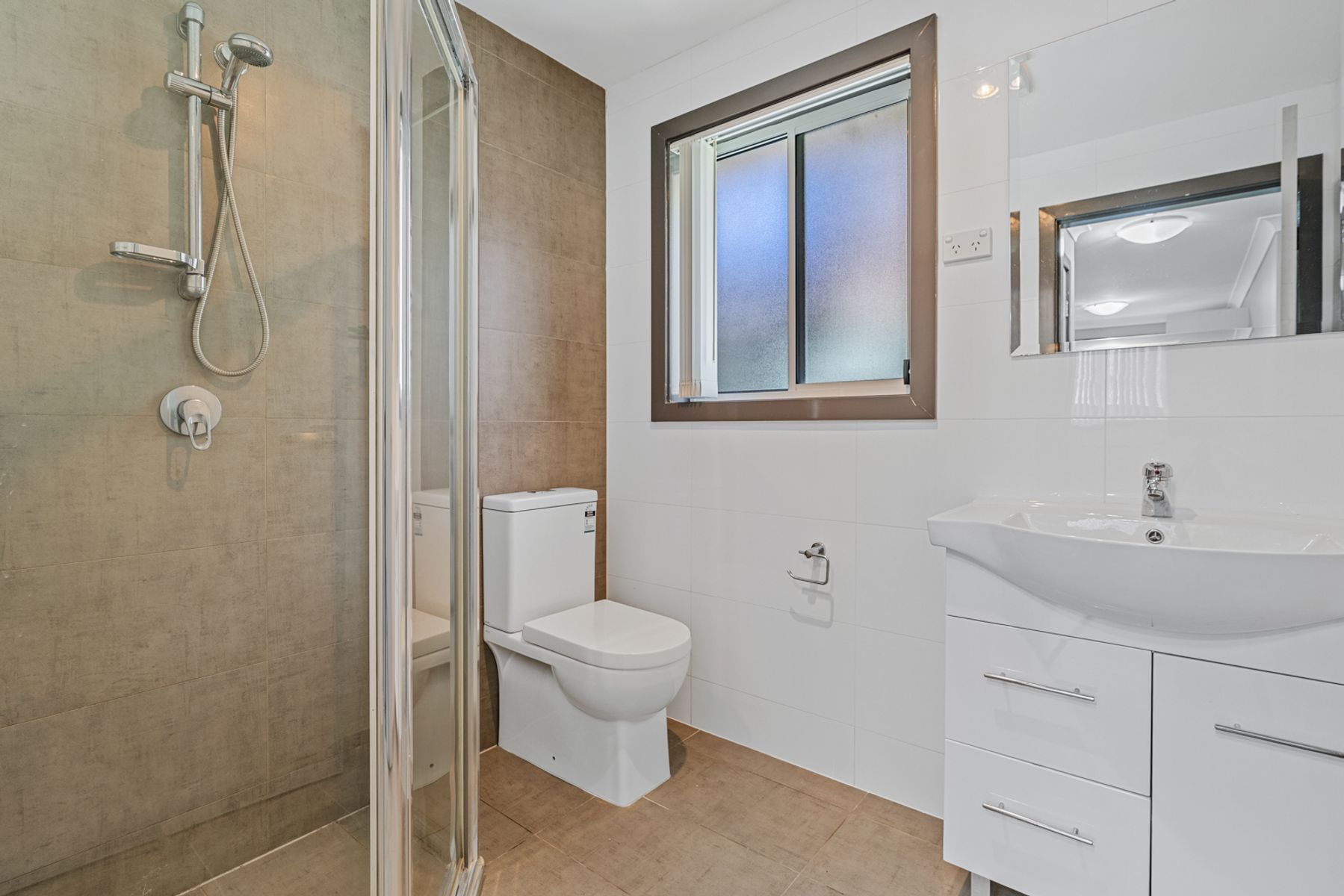 27A Paterson Street, Campbelltown NSW 2560, Campbelltown - Thumbnail 5