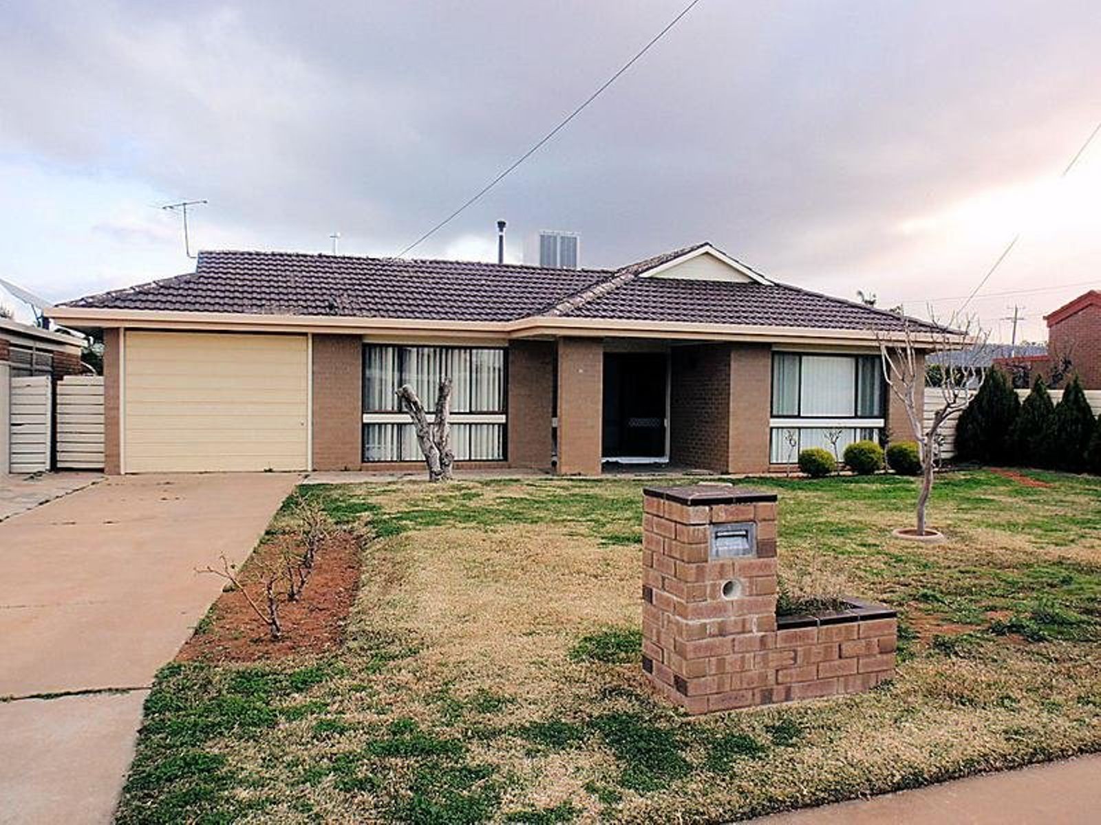 86 Brian Street