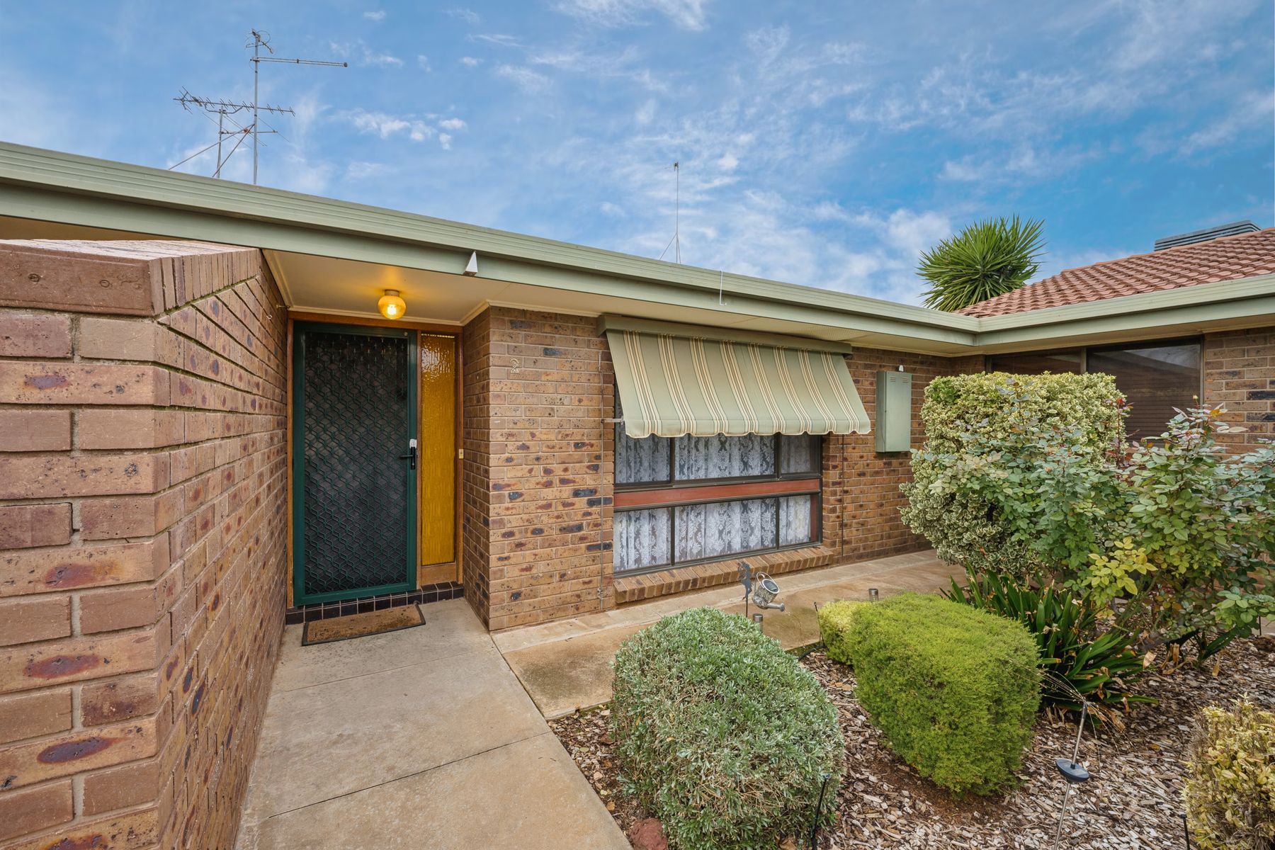 2/3 Vincent Court