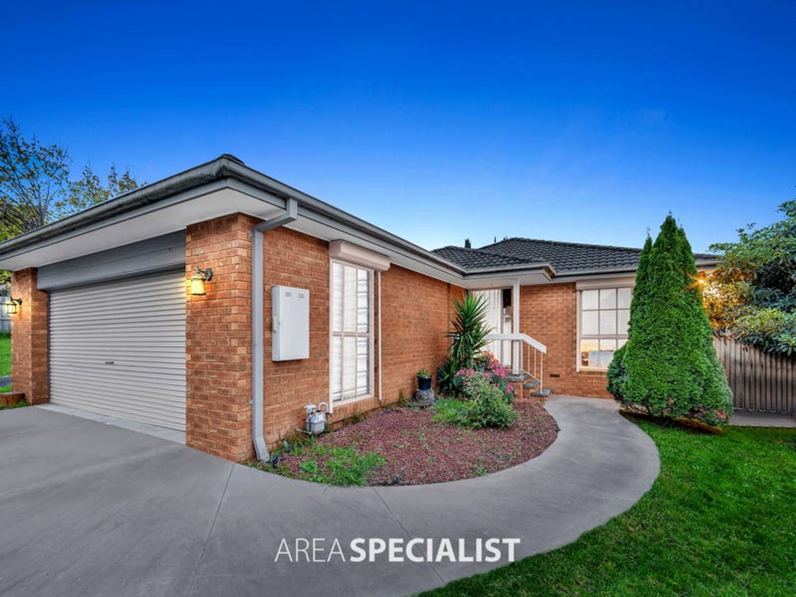 15 Acre Rise, Hampton Park, VIC 3976