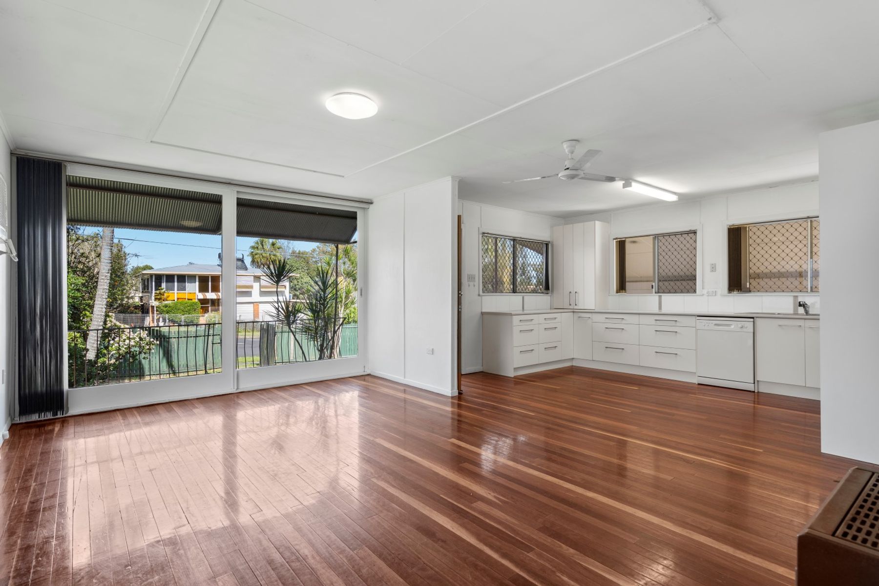 44 Cemetery Road, Eastern Heights, QLD 4305, Eastern Heights - Thumbnail 3