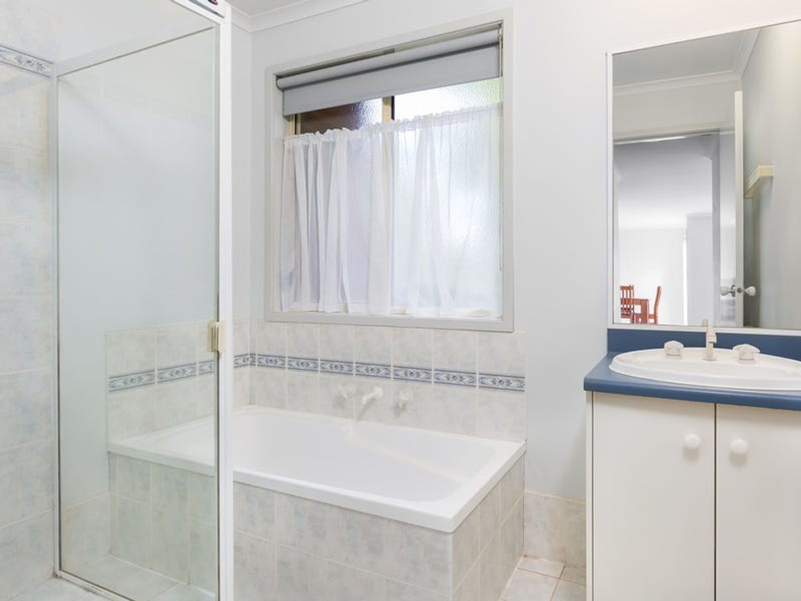 1/5 Ingram Avenue, Glen Waverley, VIC 3150, Glen Waverley - Thumbnail 5