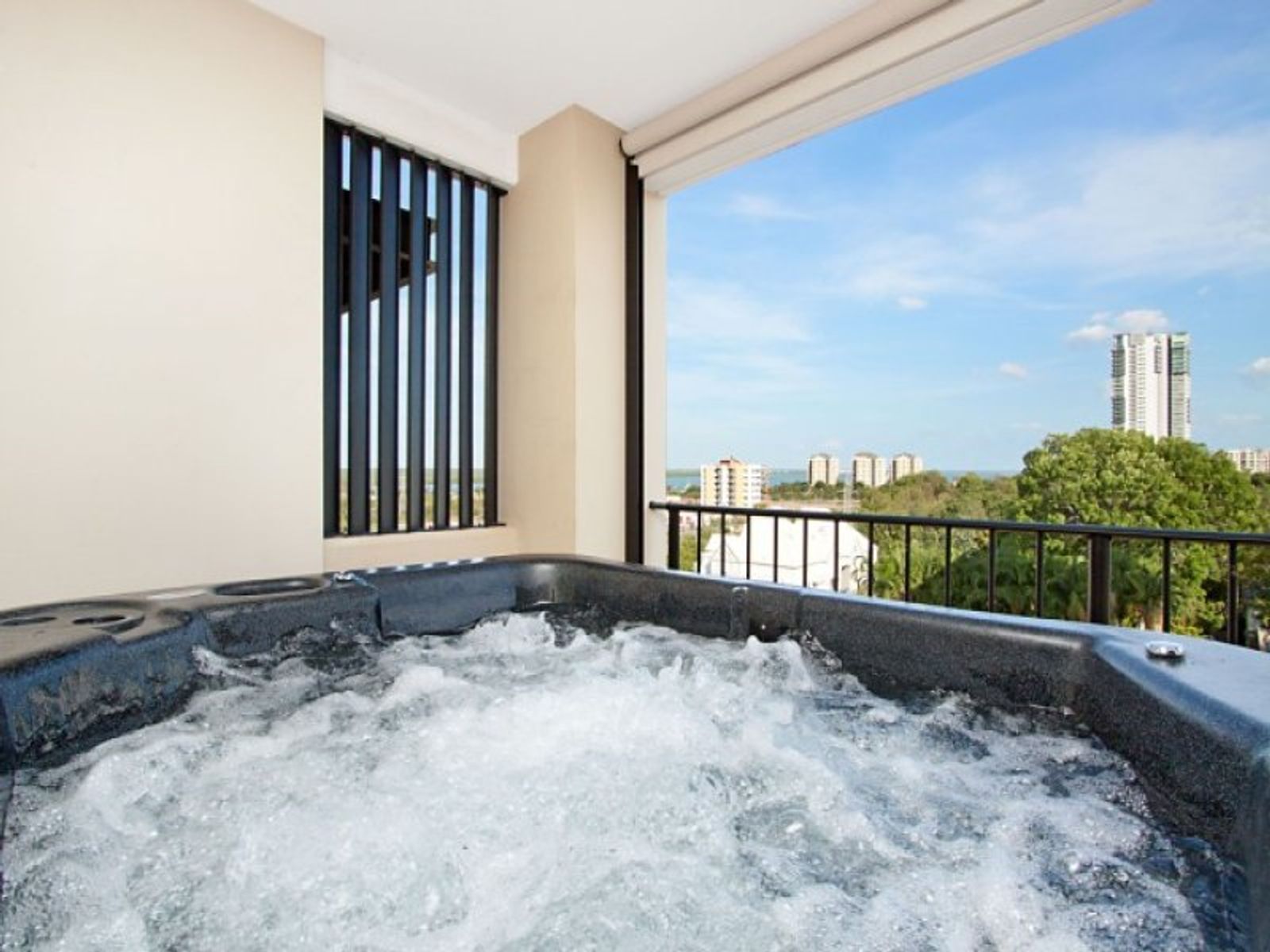 25/43 McLachlan Street, Darwin City NT 0800, Darwin City - Thumbnail 4