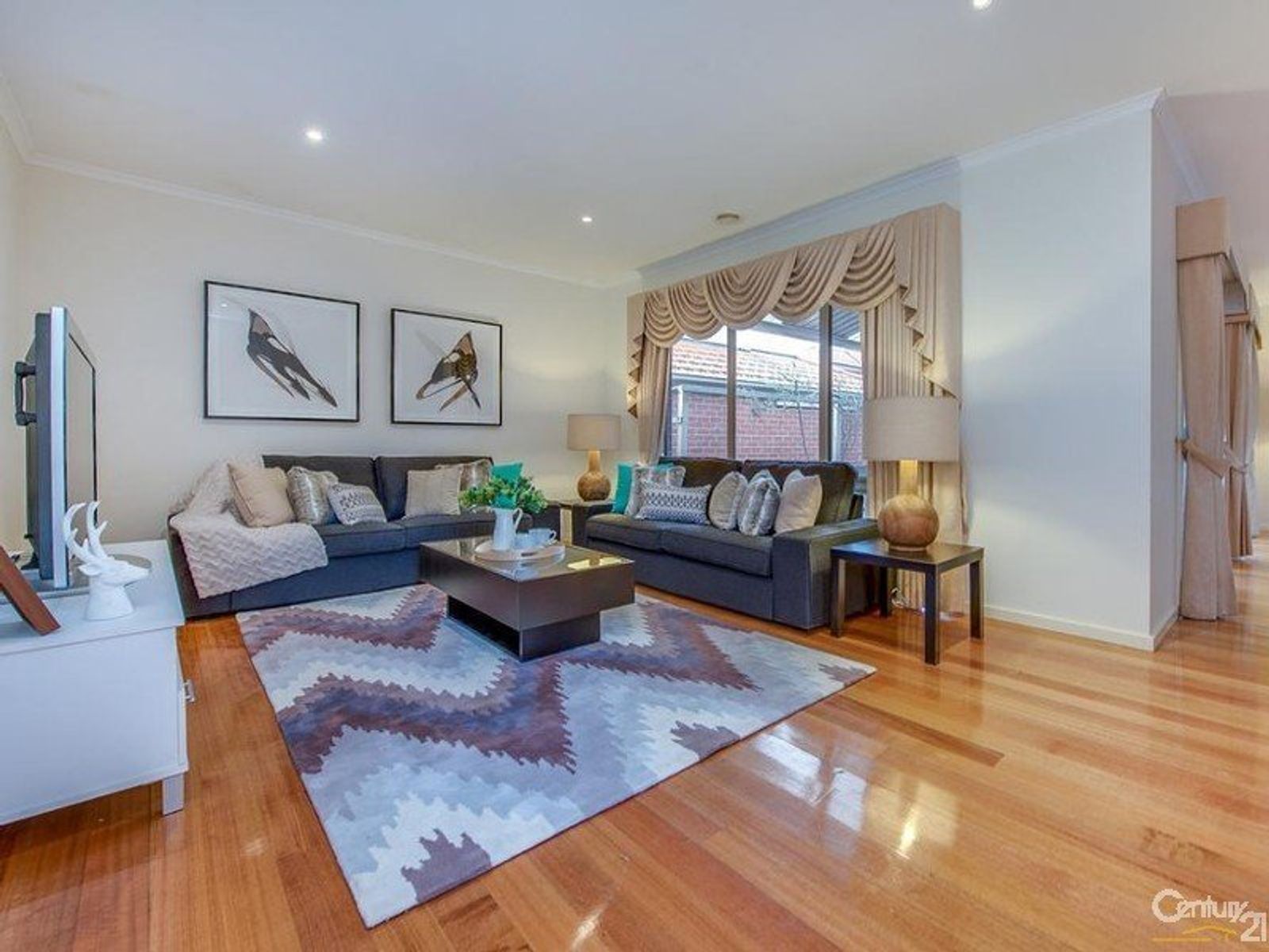 3 Travers Crescent, Burwood East, VIC 3151, Burwood East - Thumbnail 2