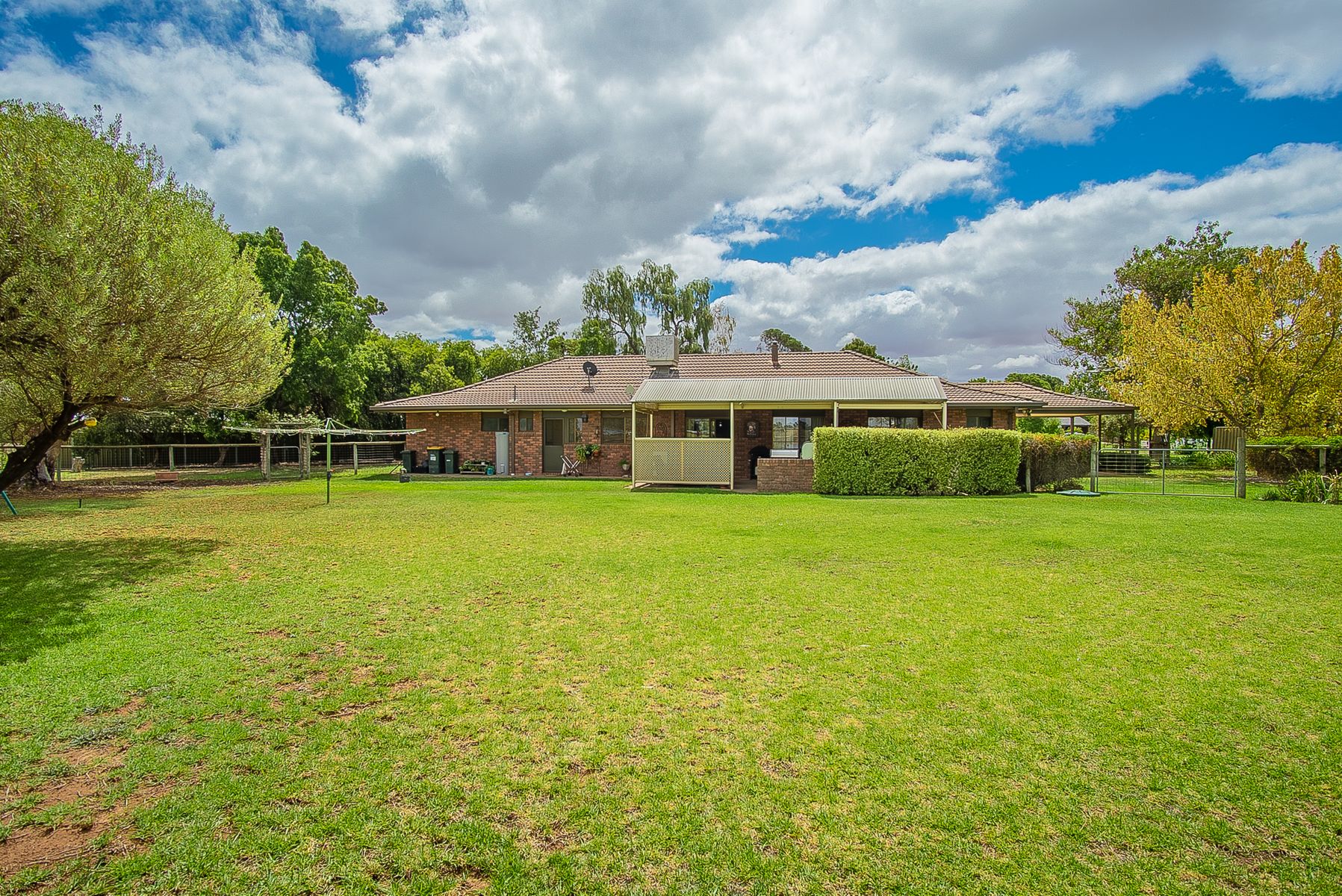 8 Tireel Drive, Nichols Point - Thumbnail 2