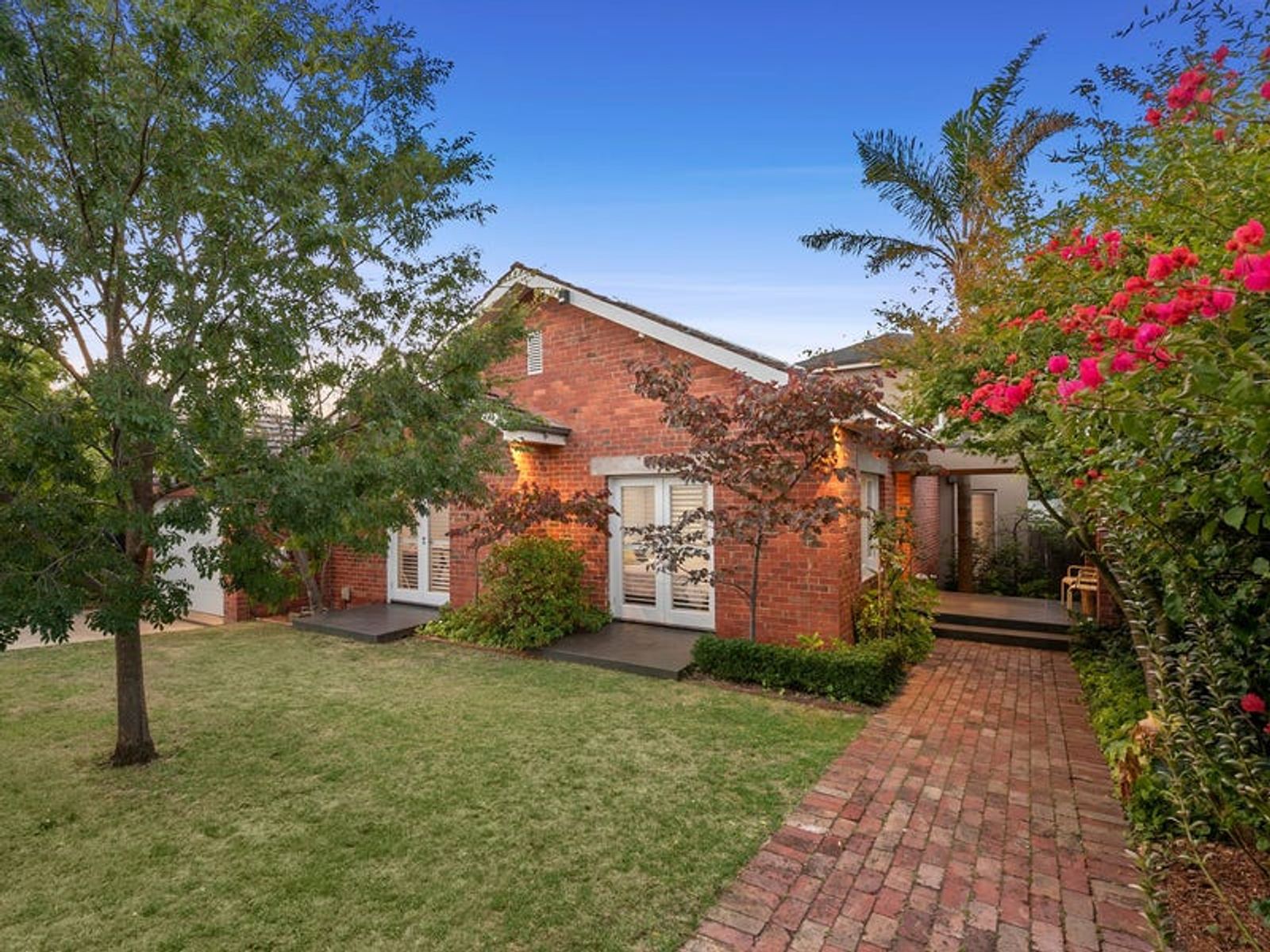 98 Barkly Street, Mornington, VIC 3931, Mornington - Thumbnail 4