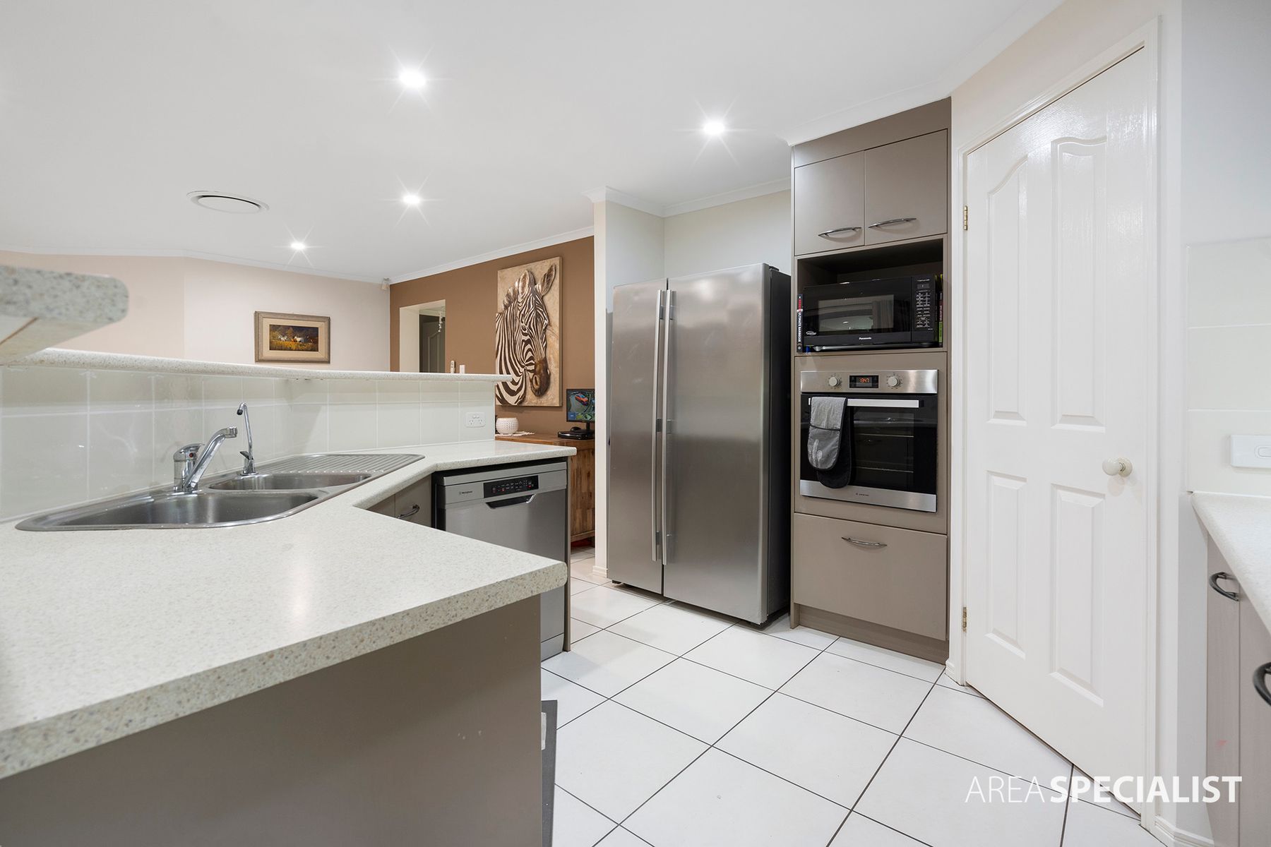 31 Jondaryan Street, Ormeau, QLD 4208, Ormeau - Thumbnail 5