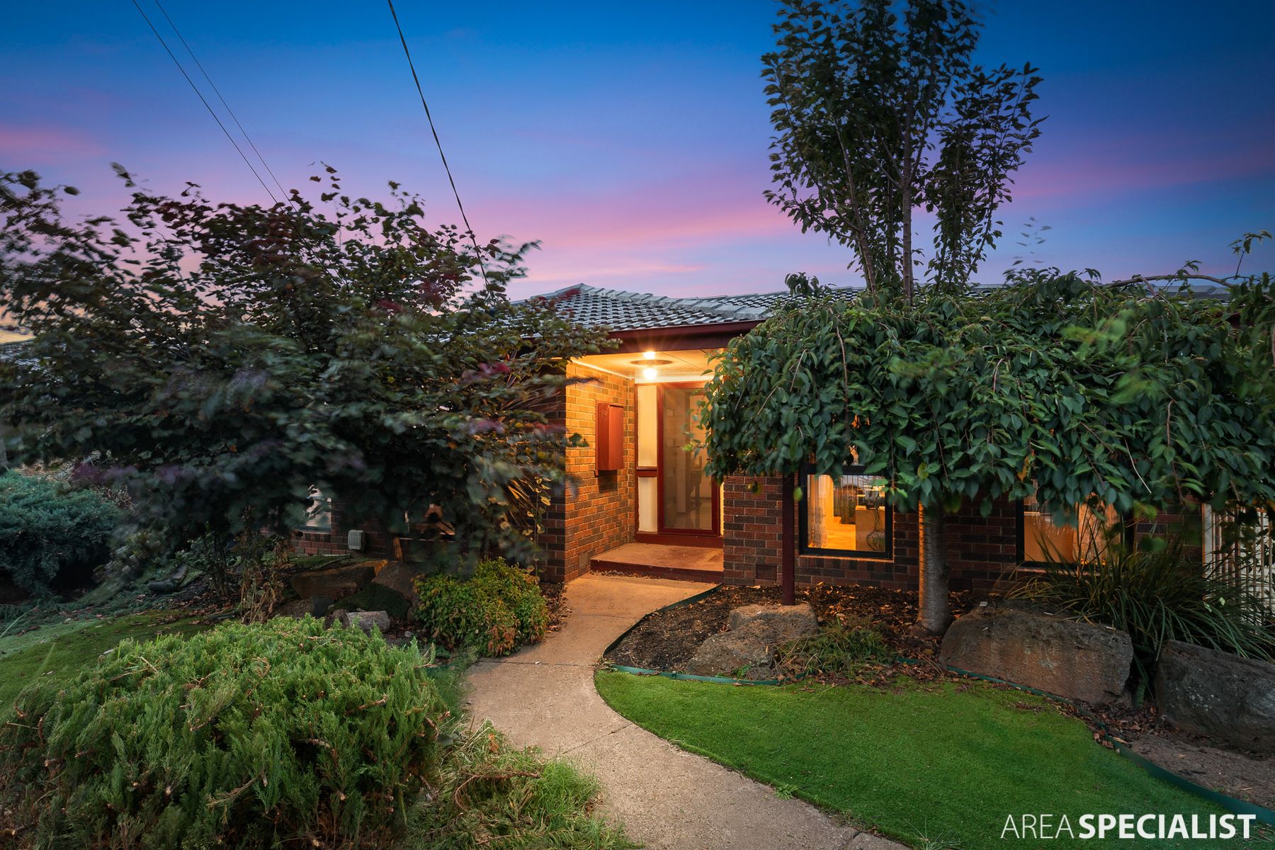 42 Russell Street, Werribee, VIC 3030, Werribee - Thumbnail 2