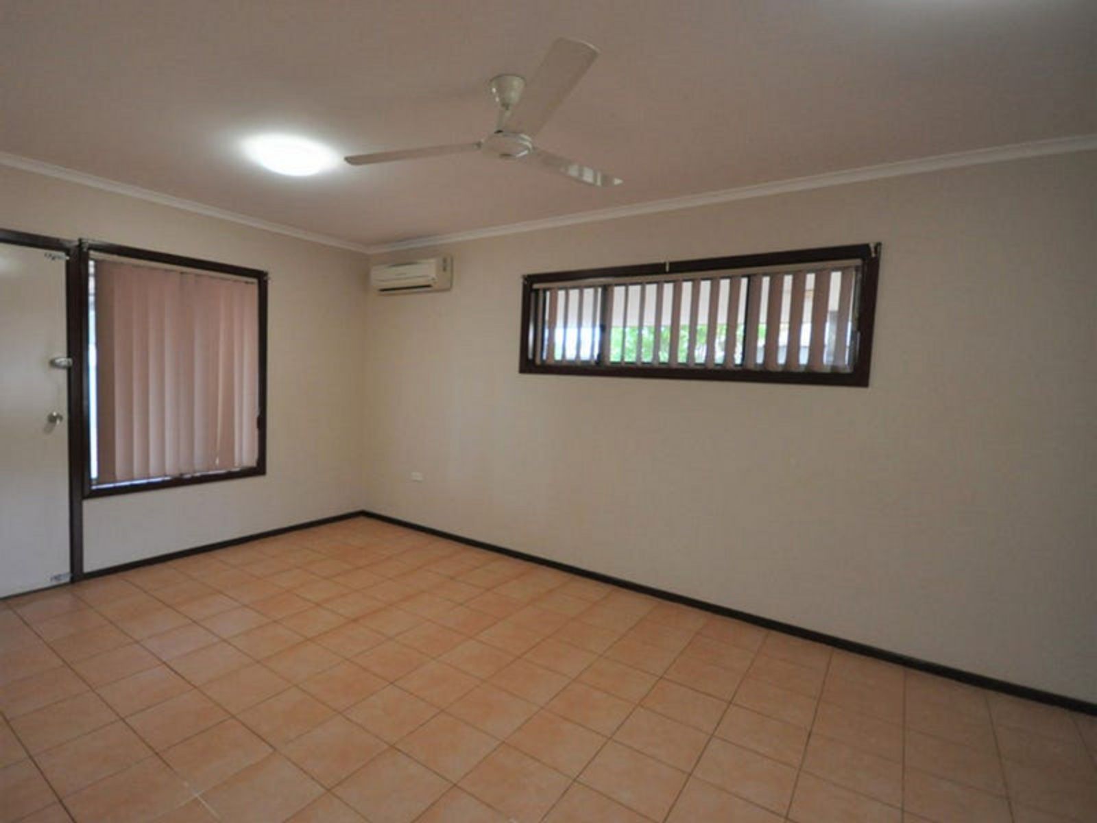 10 Klondyke Place, Newman WA 6753, Newman - Thumbnail 8