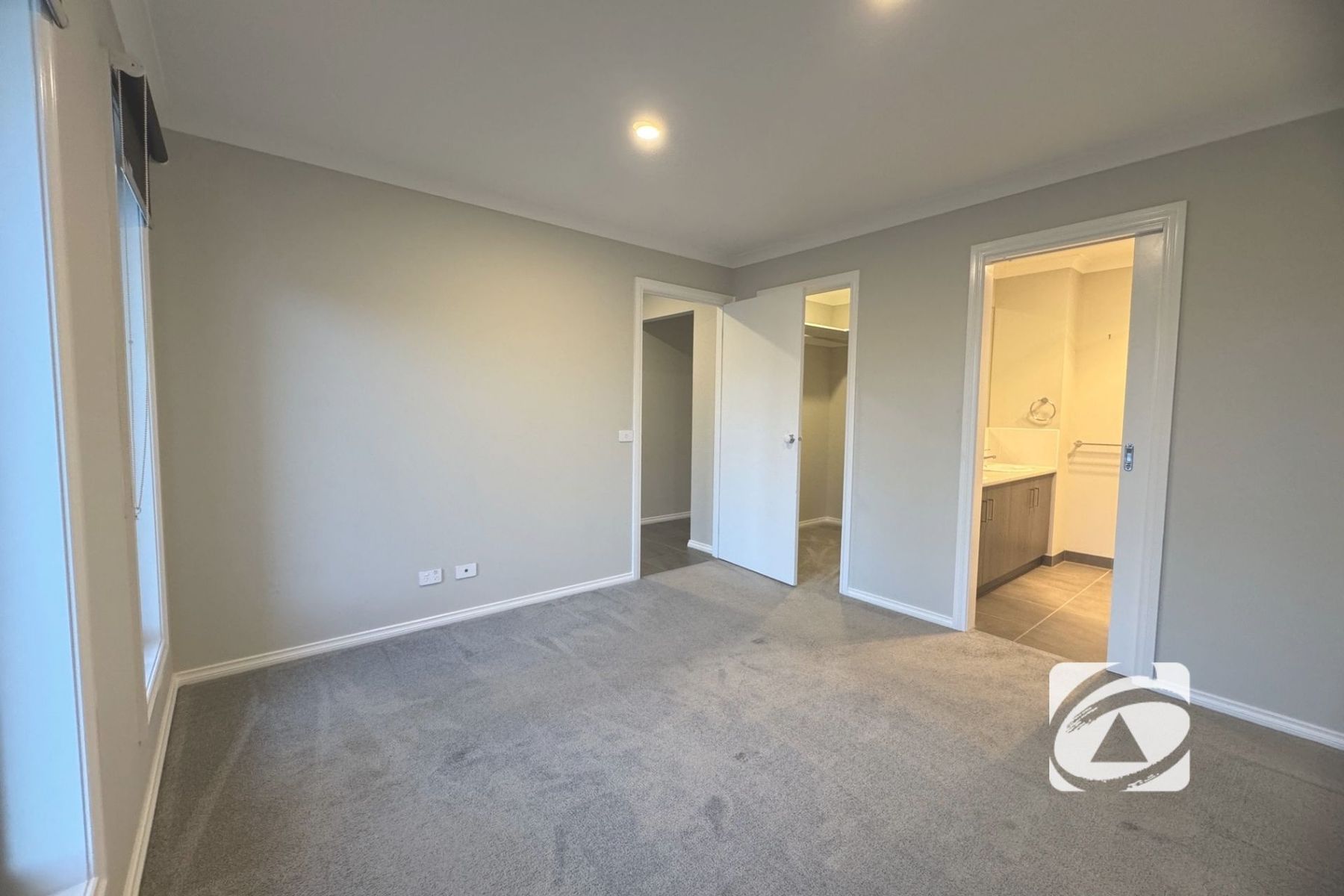 55 Fairweather Street, Clyde VIC 3978, Clyde - Thumbnail 6