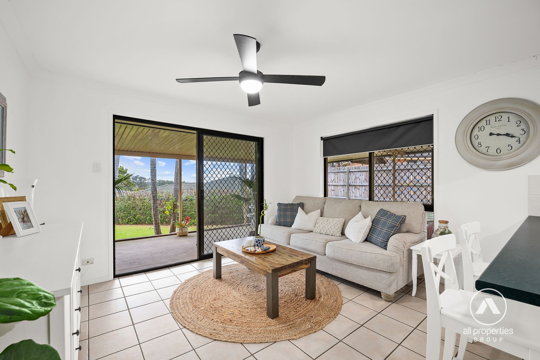 19 Hillview Drive, Hillcrest QLD 4118, Hillcrest - Thumbnail 7