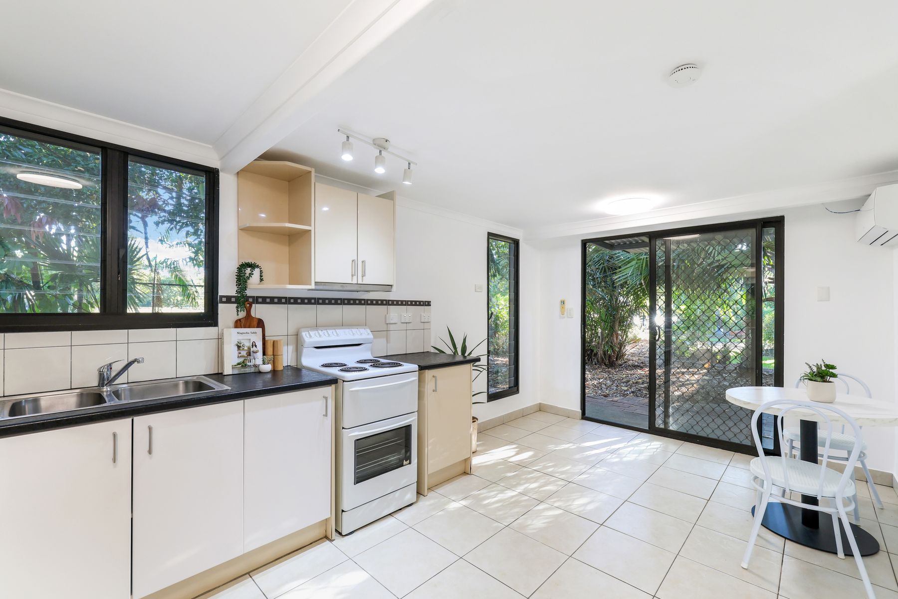 12 Calvert Street, Tiwi NT 0810, Tiwi - Thumbnail 7