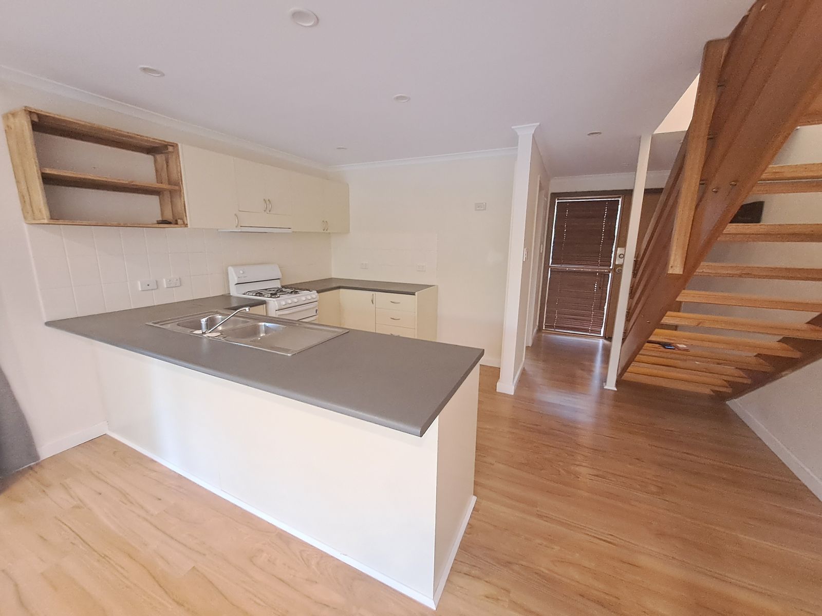 4/43 Kurrajong Drive, East Side NT 0870, East Side - Thumbnail 3