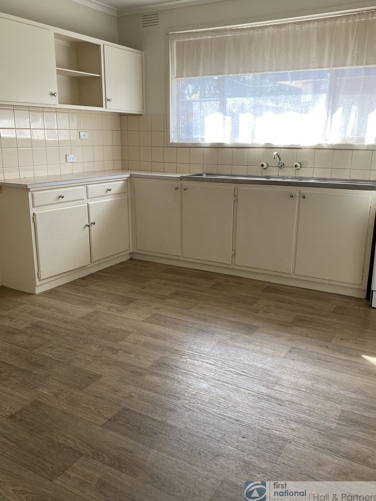 1/19 Edinborough Street, Hallam VIC 3803, Hallam - Thumbnail 2