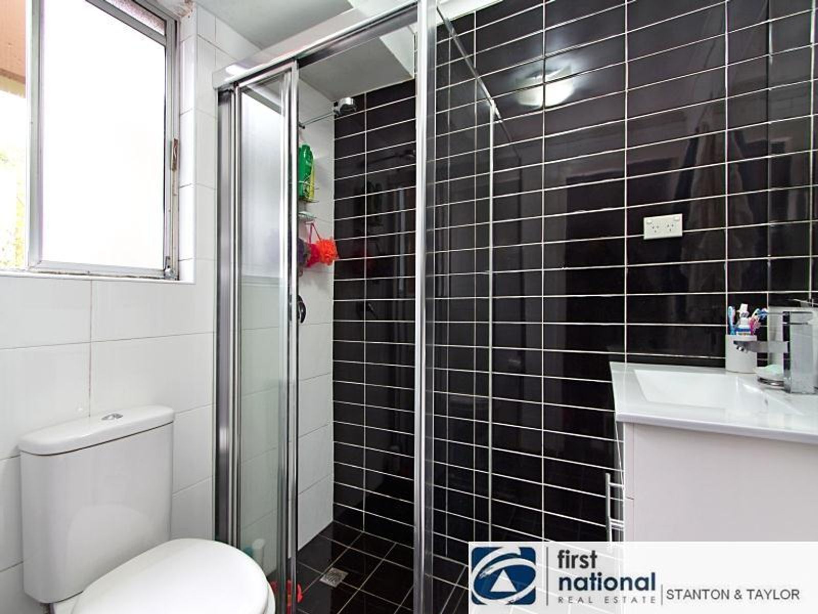 2C/9 York Road, Jamisontown - Thumbnail 2