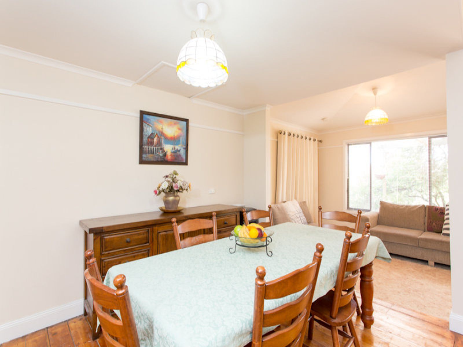312 Dairtnunk Avenue, Cardross - Thumbnail 8