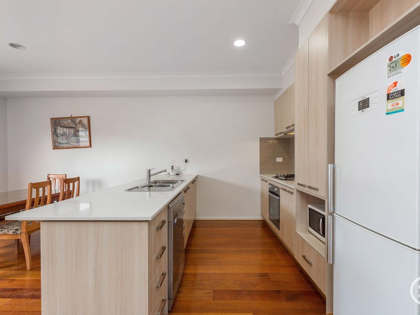37 Chessington Drive, Williams Landing, VIC 3027, Williams Landing - Thumbnail 4