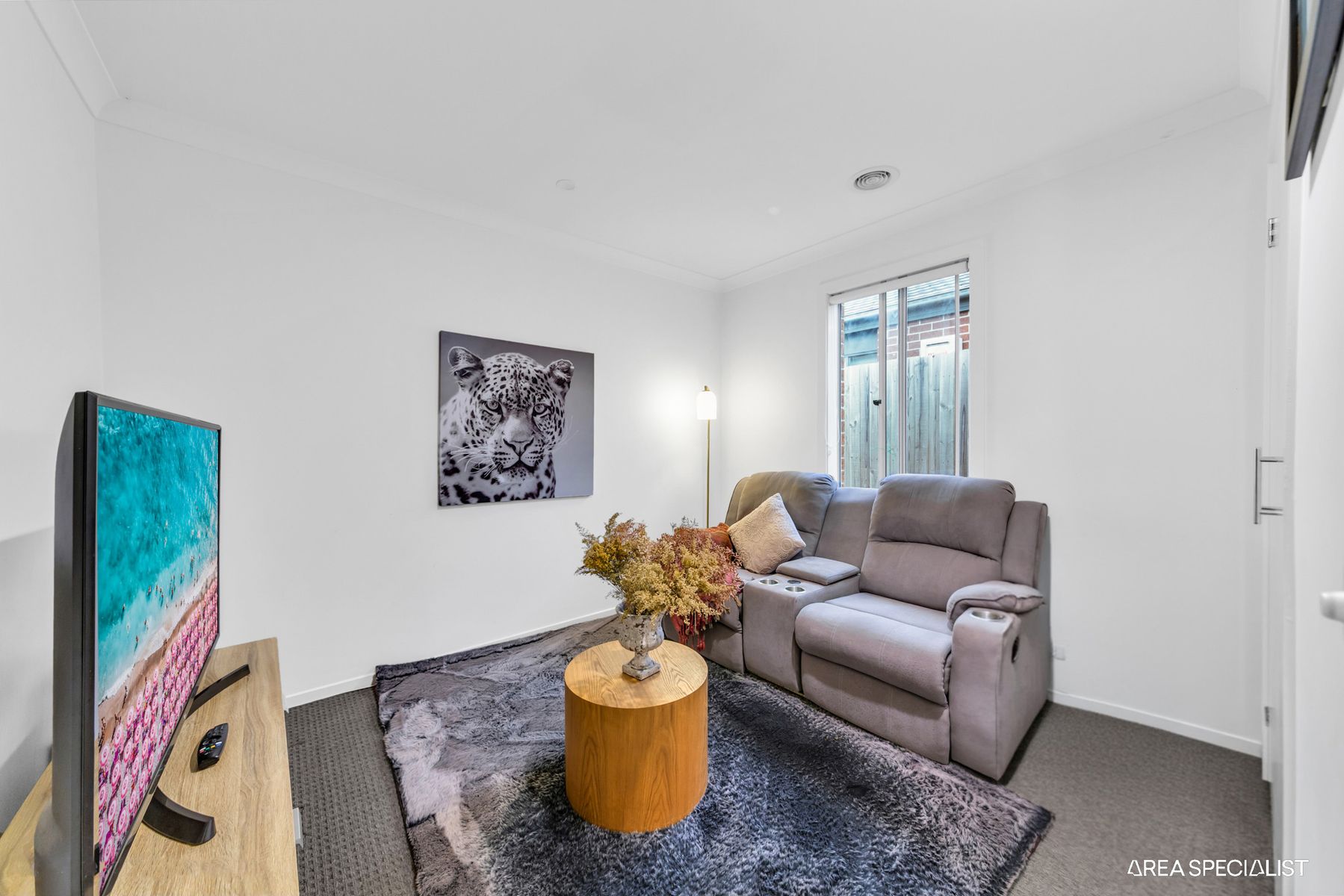28 Newcastle Drive, Officer, VIC 3809, Officer - Thumbnail 4