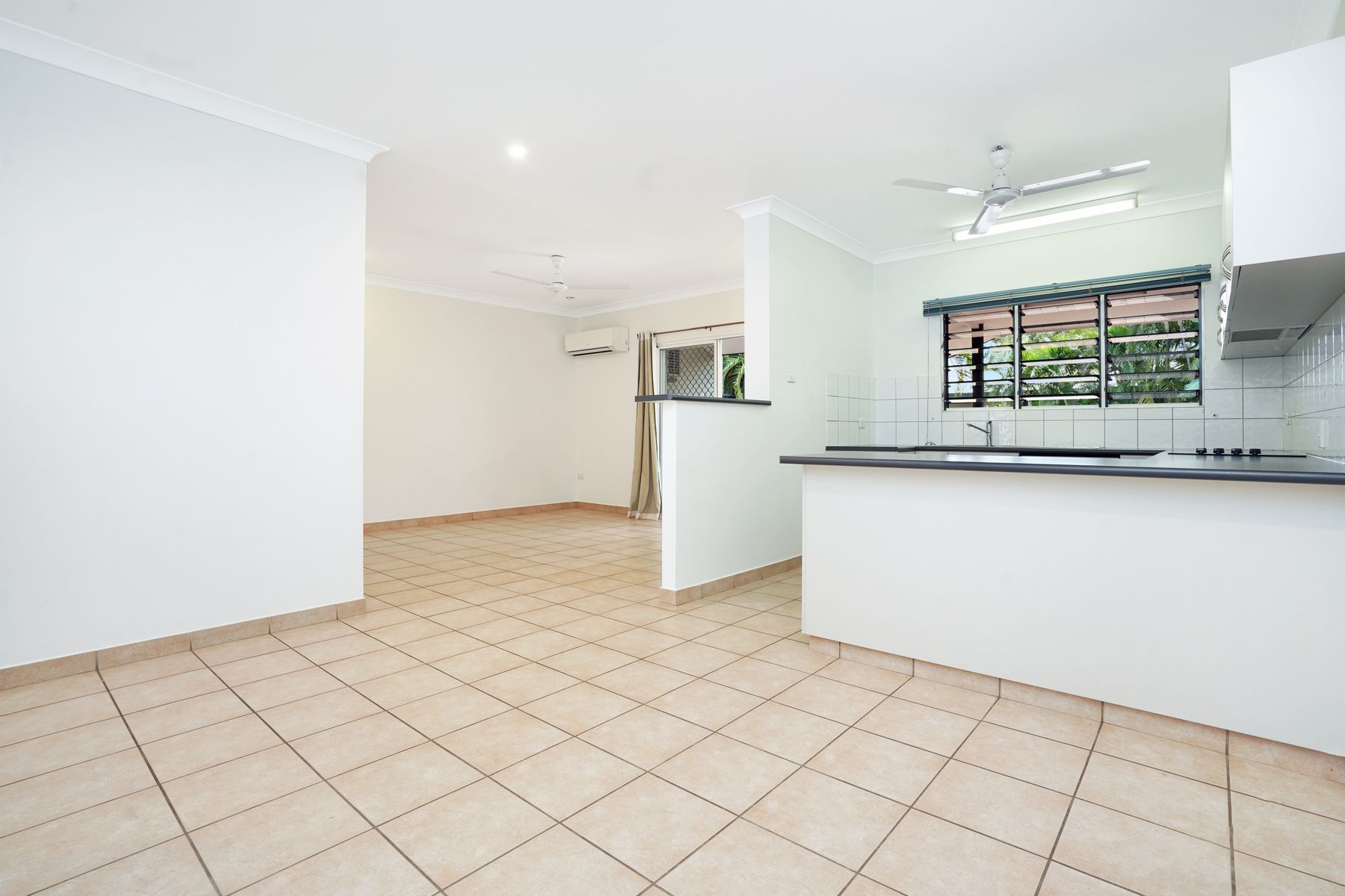 12/34 Sovereign Circuit, Coconut Grove NT 0810, Coconut Grove - Thumbnail 2