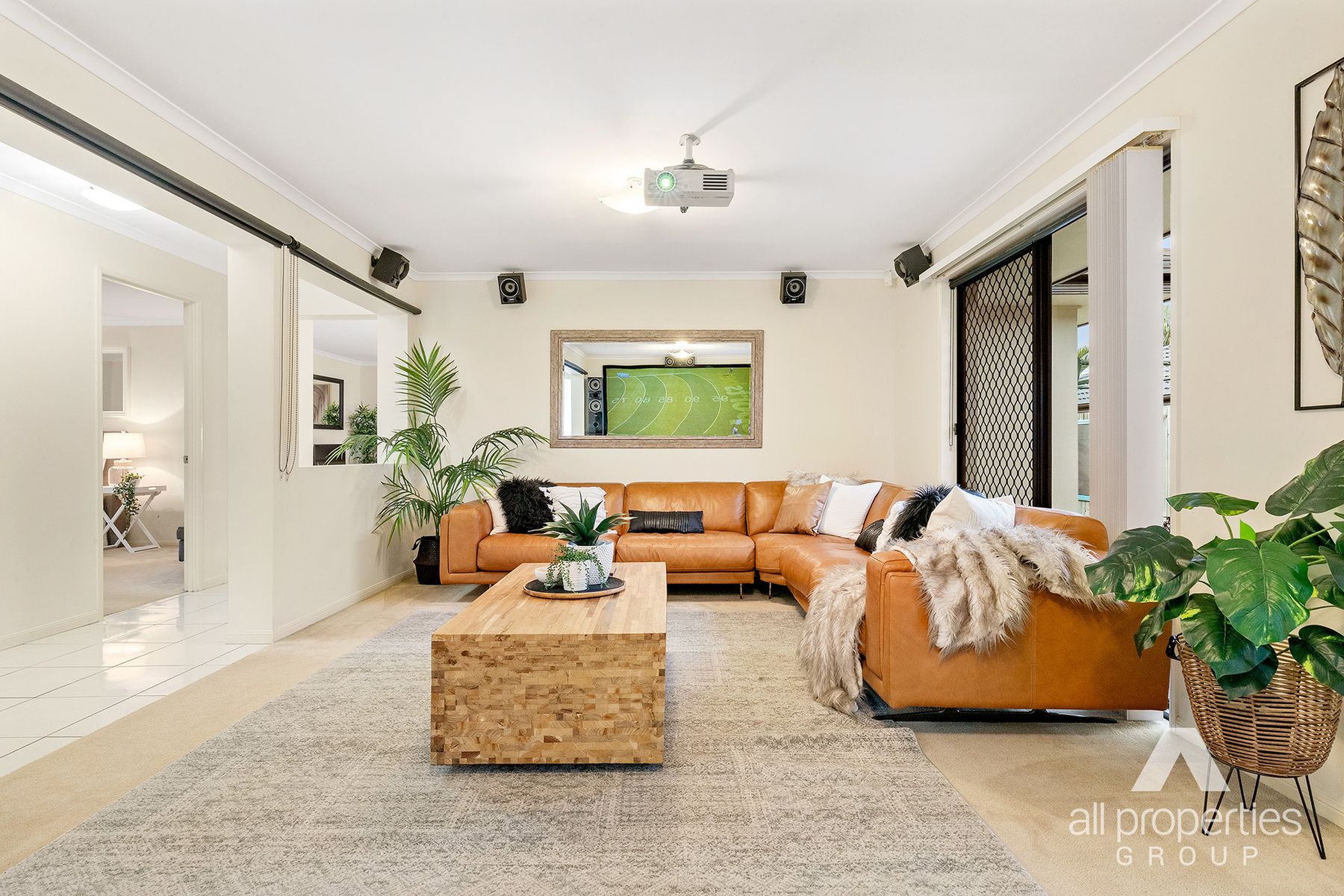 8 Girraween Crescent, Parkinson QLD 4115, Parkinson - Thumbnail 5