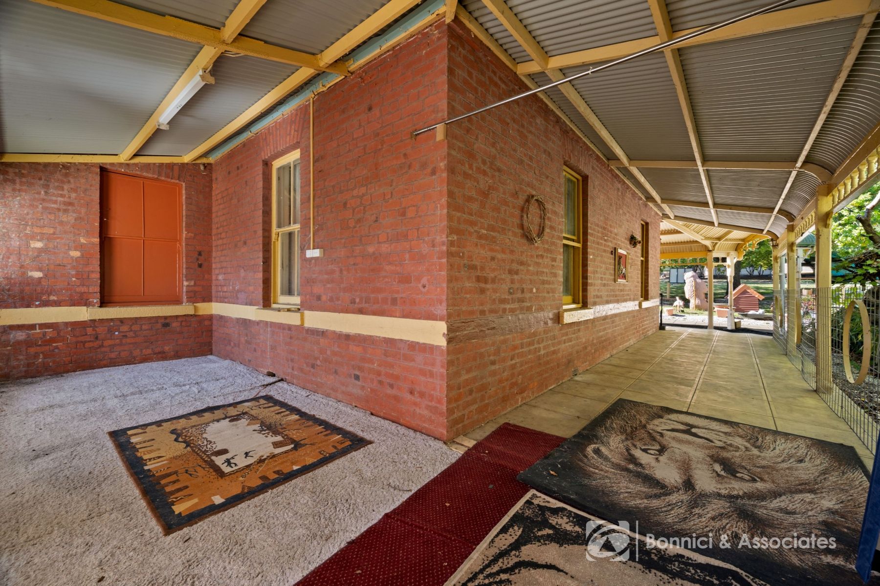 1 Sydney Road, Beechworth VIC 3747, Beechworth - Thumbnail 3