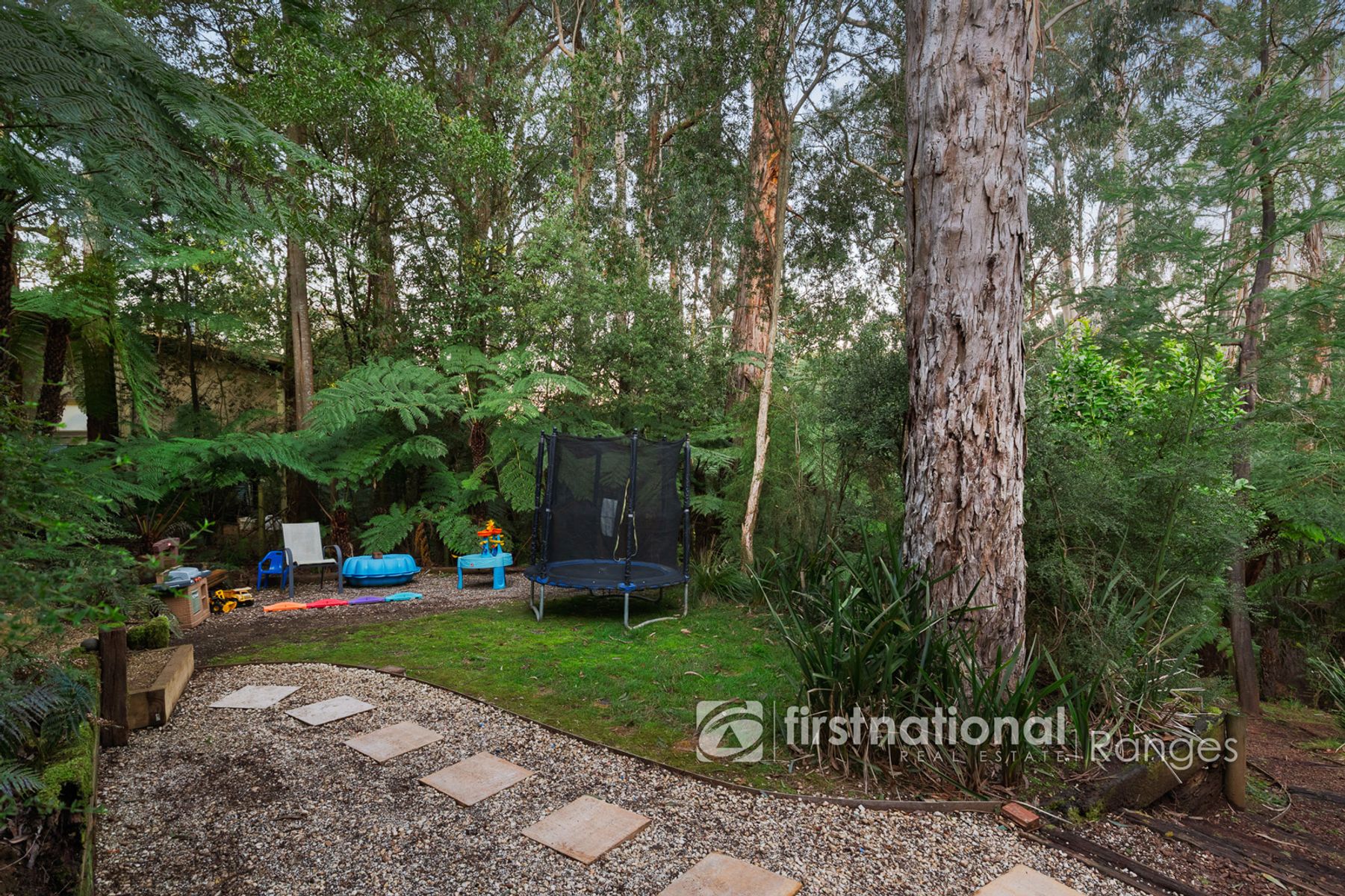 22 Symons Road, Avonsleigh VIC 3782, Avonsleigh - Thumbnail 3