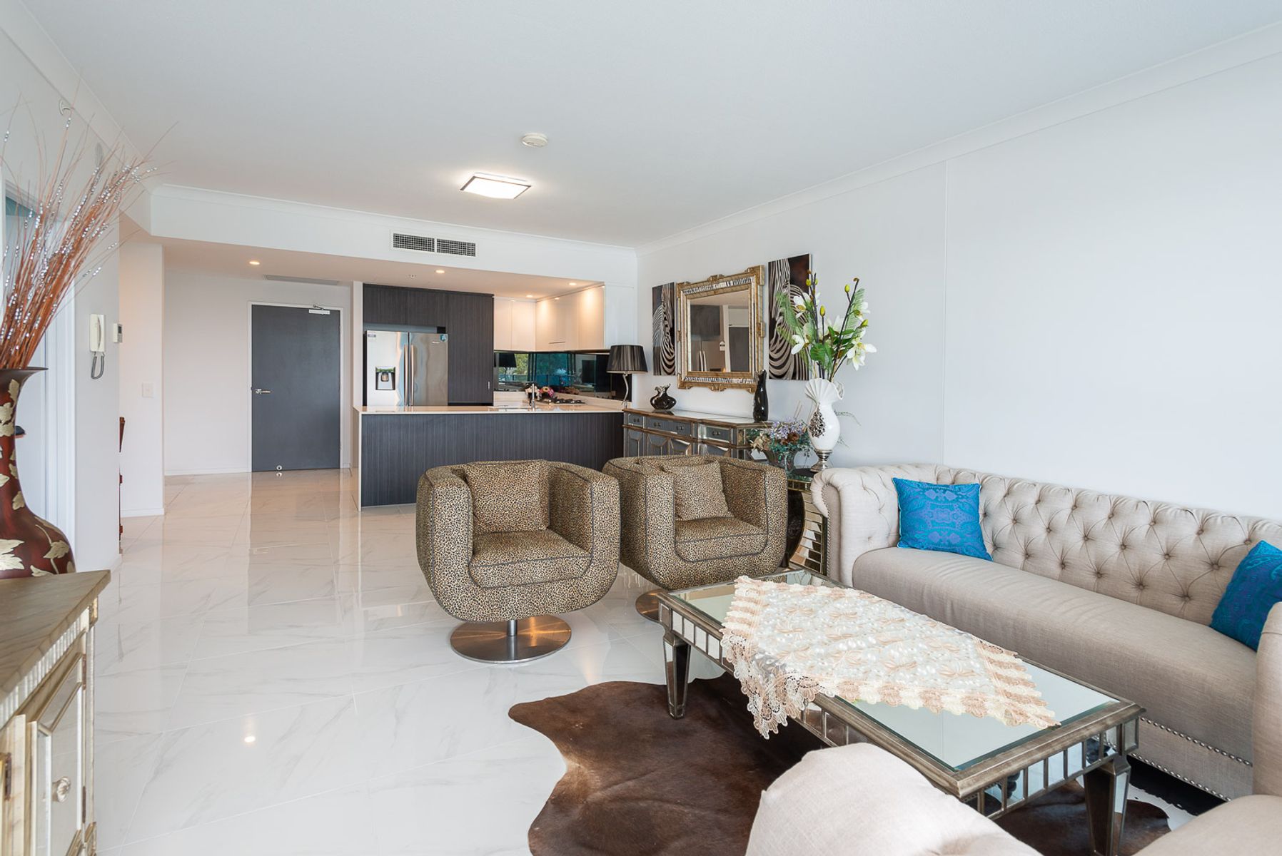 3307/5 Harbourside Court, Biggera Waters QLD 4216, Biggera Waters - Thumbnail 3