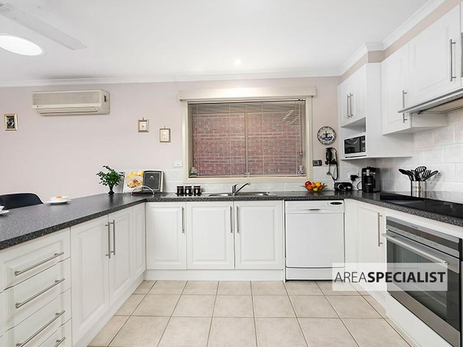 24 Emmerson Street, Keysborough, VIC 3173, Keysborough - Thumbnail 3