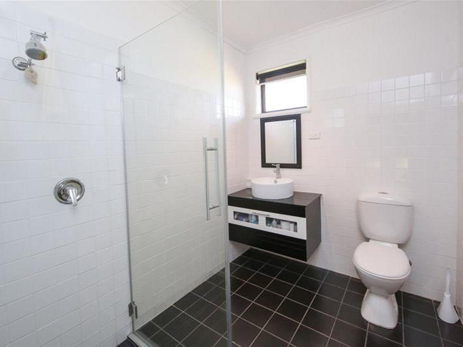 62 River Avenue, Birdwoodton - Thumbnail 8