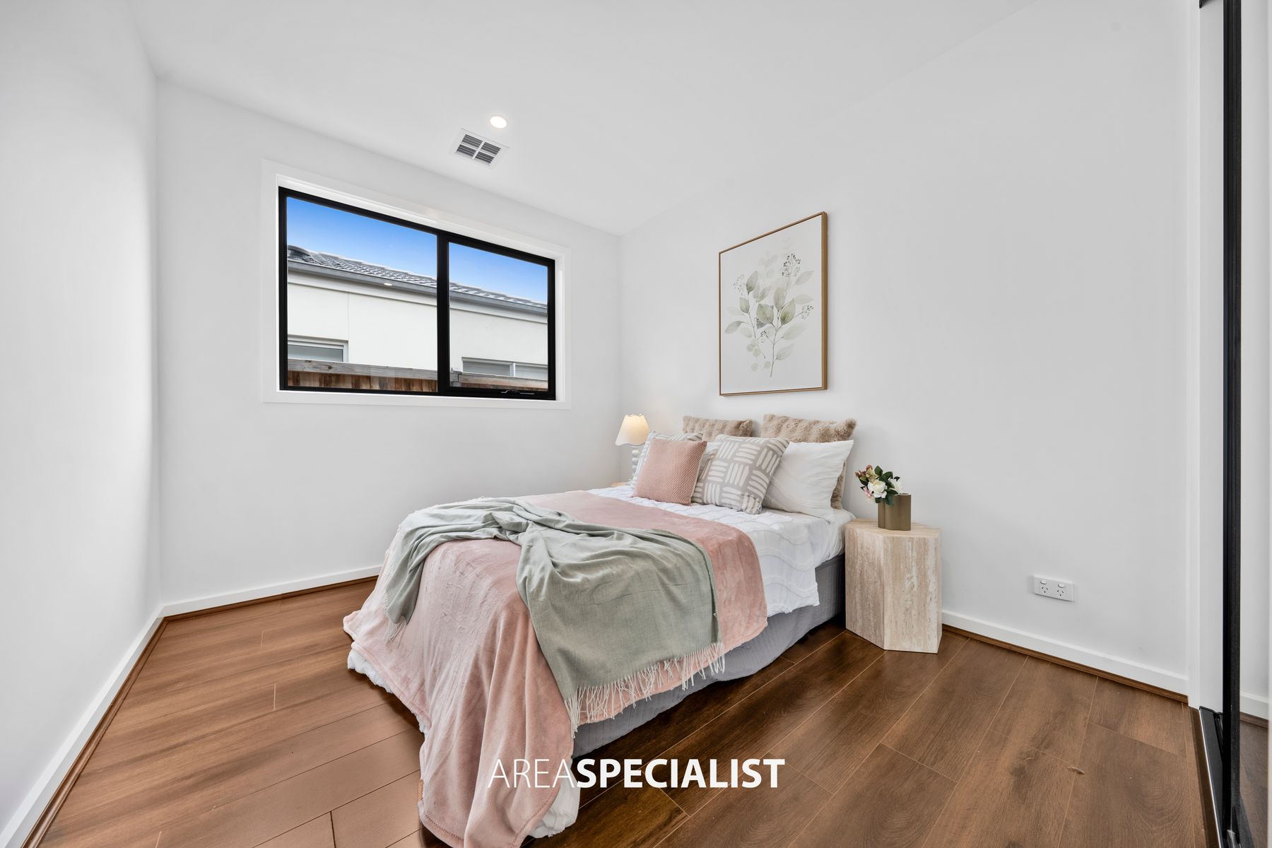 13 Zebu Drive, Clyde North, Clyde North - Thumbnail 8