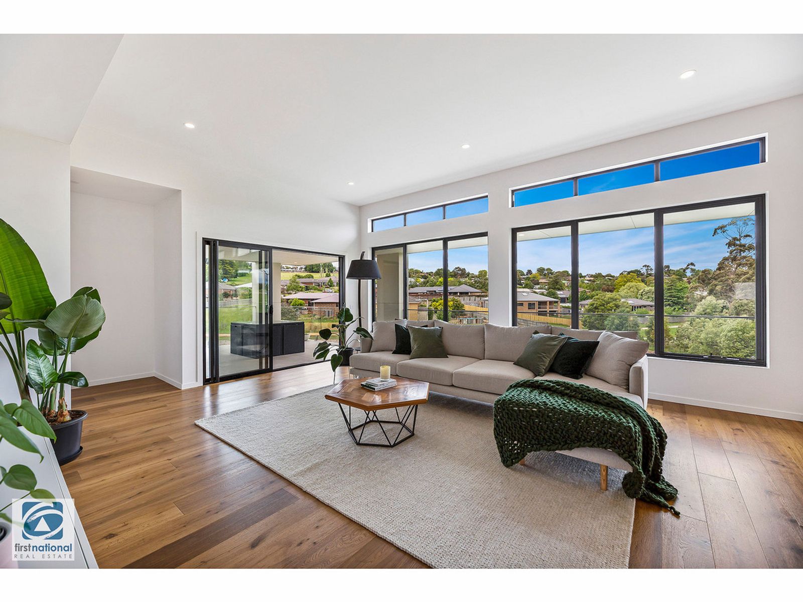 44 Myrtle Crescent, Warragul, VIC 3820, Warragul - Thumbnail 6