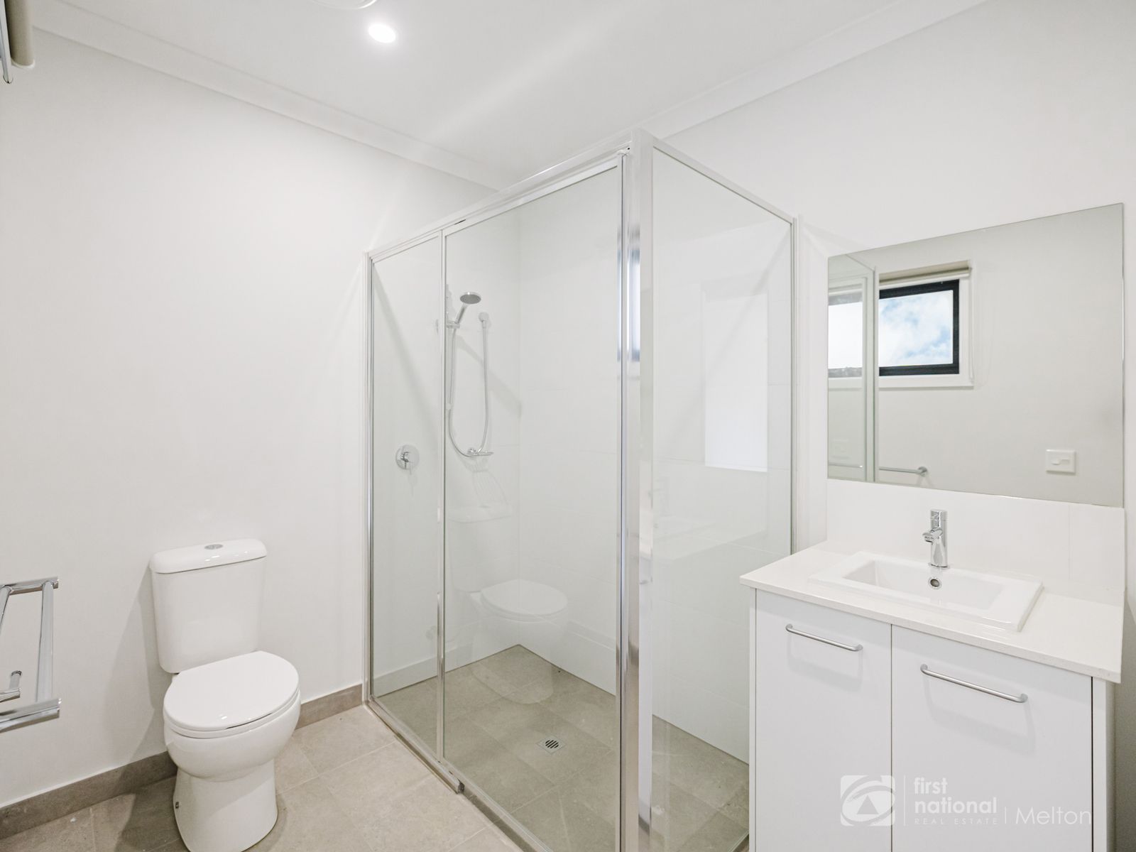 7 McCulloch Street, Melton South VIC 3338, Melton South - Thumbnail 7
