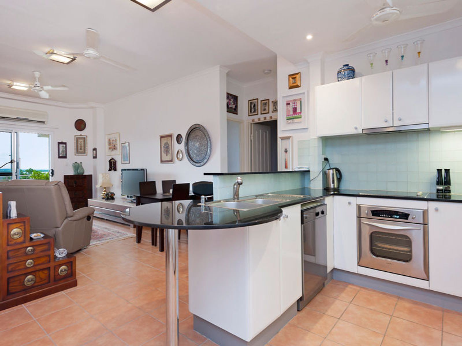 2/5 Cardona Court, Darwin City NT 0800, Darwin City - Thumbnail 2