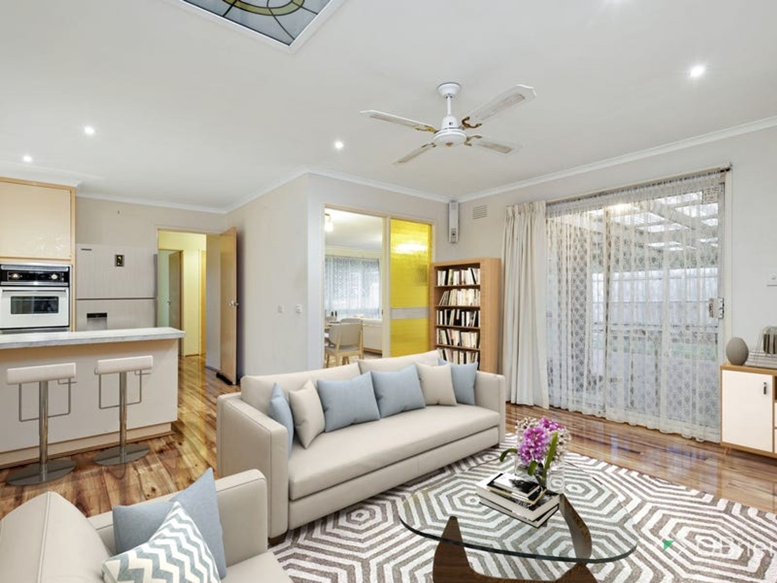 11 Manley Close, Endeavour Hills, VIC 3802, Endeavour Hills - Thumbnail 2