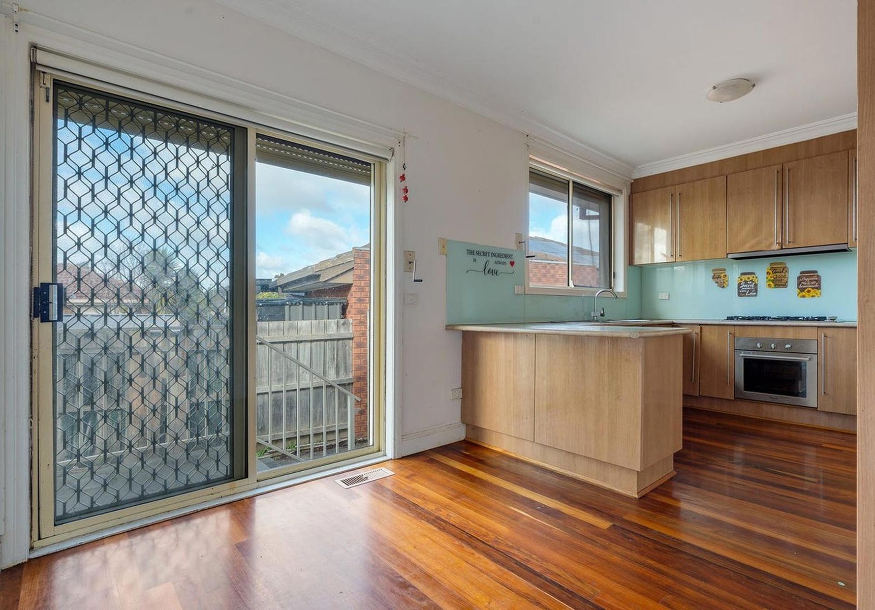 2/4 Thistle  Court, Meadow Heights VIC 3048, Meadow Heights - Thumbnail 4