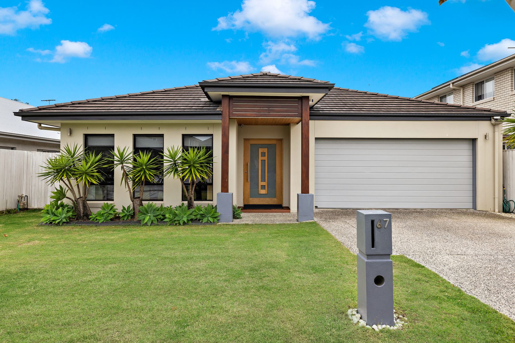 67 Foxwood Circuit, Wakerley QLD 4154 - Image 1