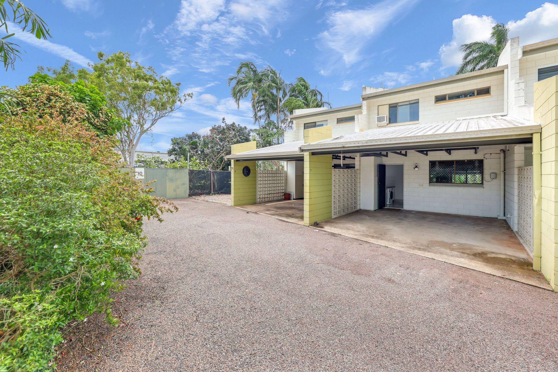 7/16 Gardens Hill Crescent, The Gardens NT 0820