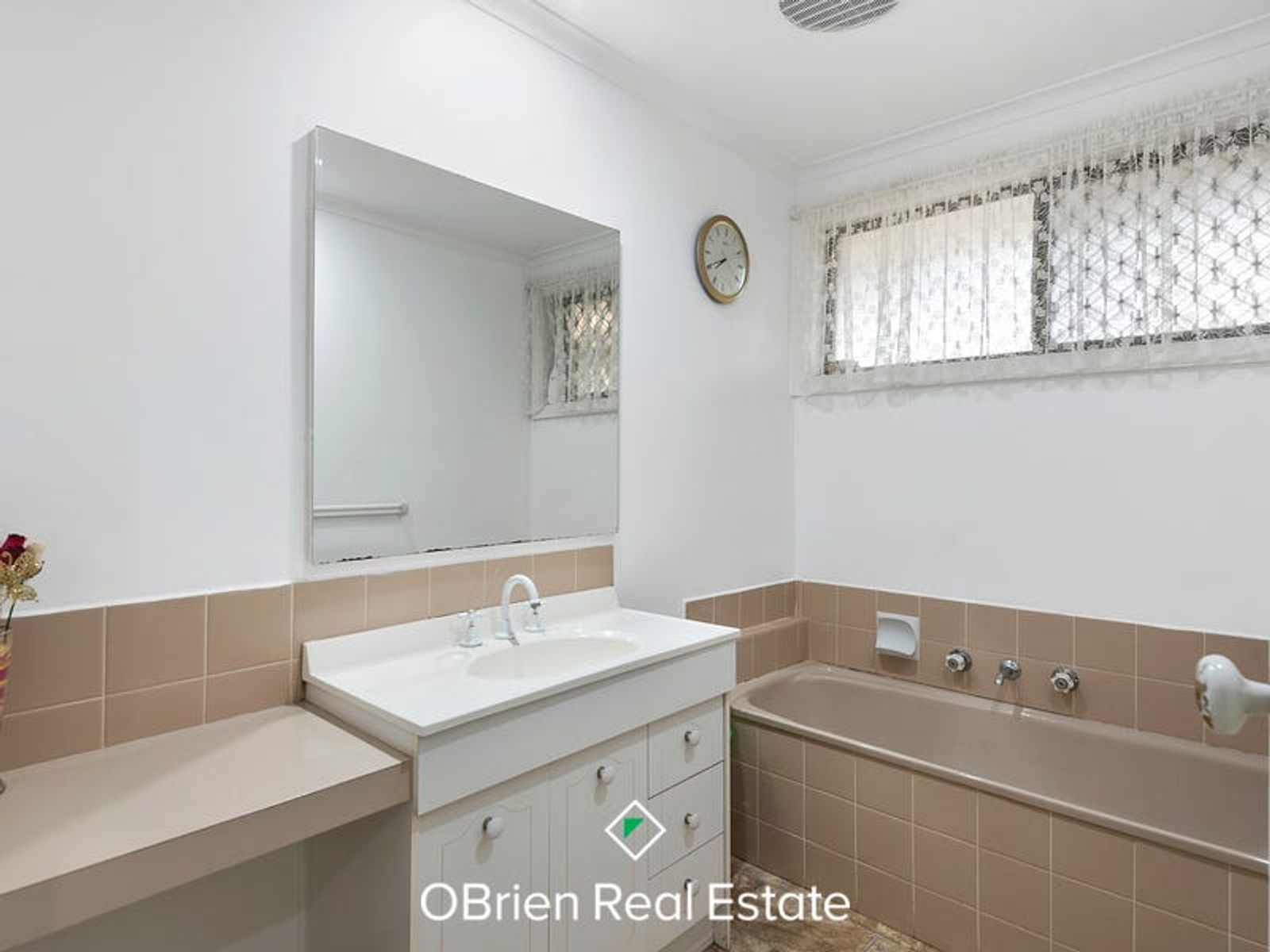 14 Sydney Parkinson Avenue, Endeavour Hills, VIC 3802, Endeavour Hills - Thumbnail 6