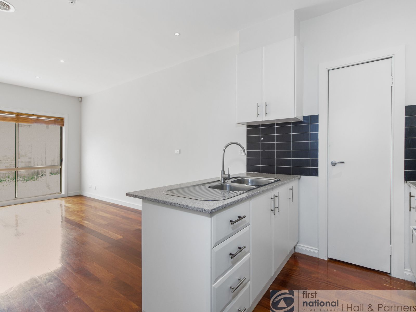 6/32 Stud Road, Dandenong VIC 3175, Dandenong - Thumbnail 4