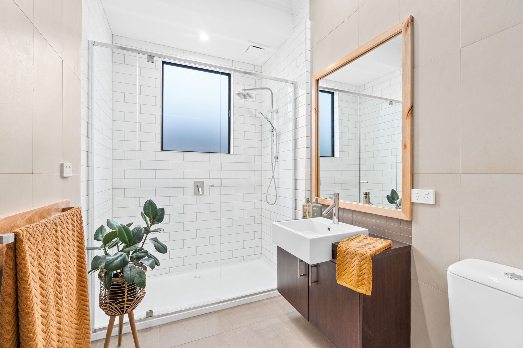 15 86 Grey St, Traralgon