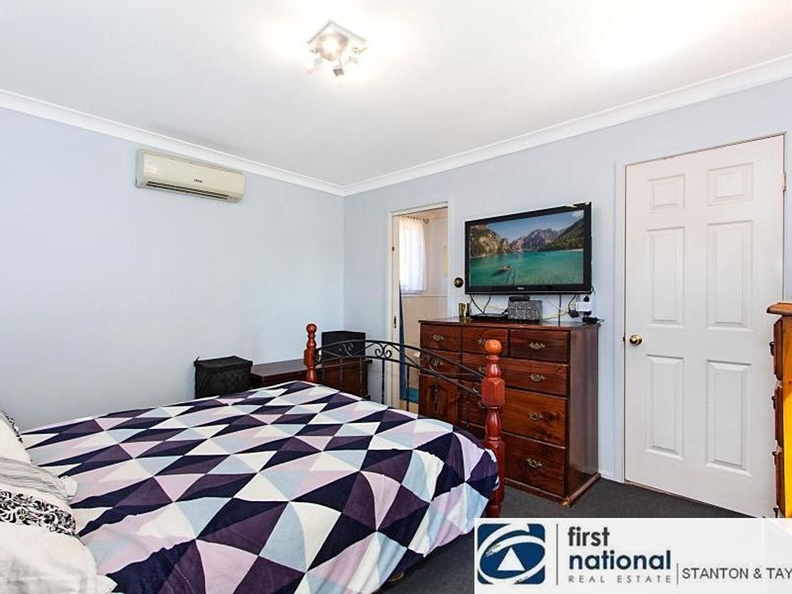 4 Butler Crescent, South Penrith - Thumbnail 8