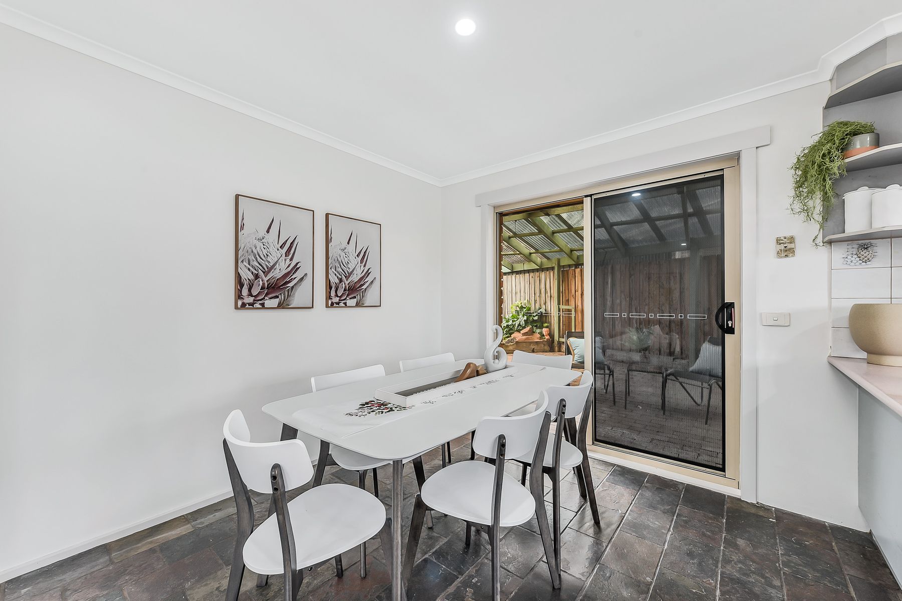18 Peppercorn Court, Cranbourne North, VIC 3977, Cranbourne North - Thumbnail 6