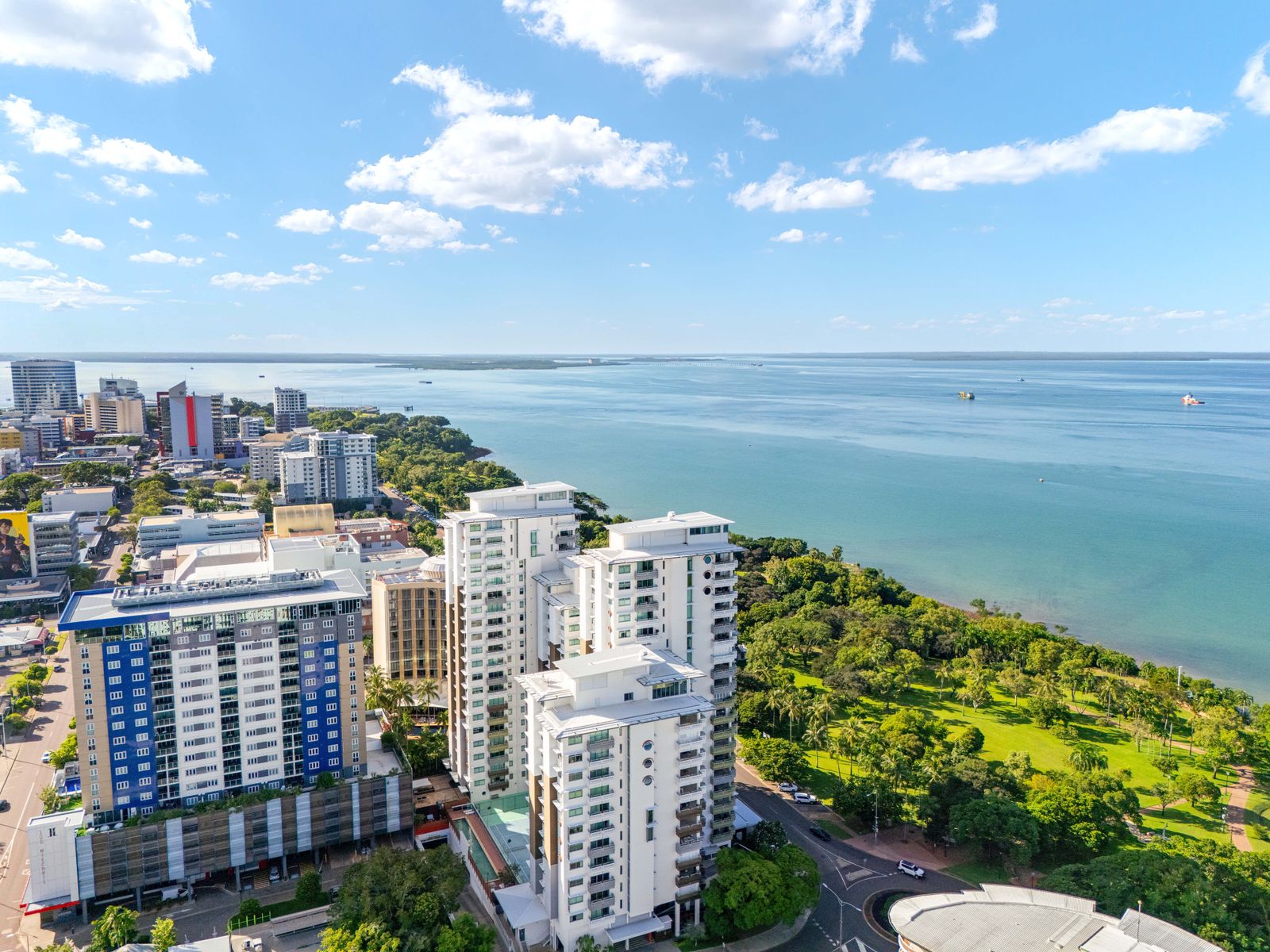 205/130 Esplanade, Darwin City NT 0800, Darwin City - Thumbnail 2