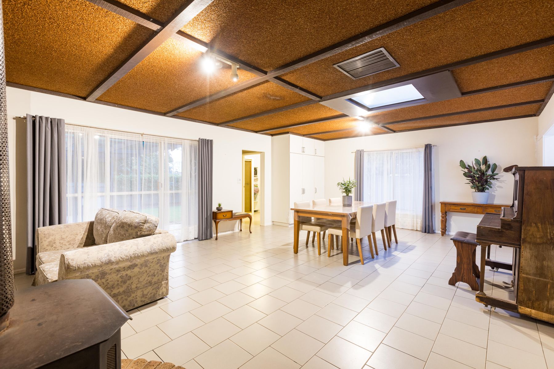 21 Floral Avenue East, Mildura, VIC 3500, Mildura - Thumbnail 7
