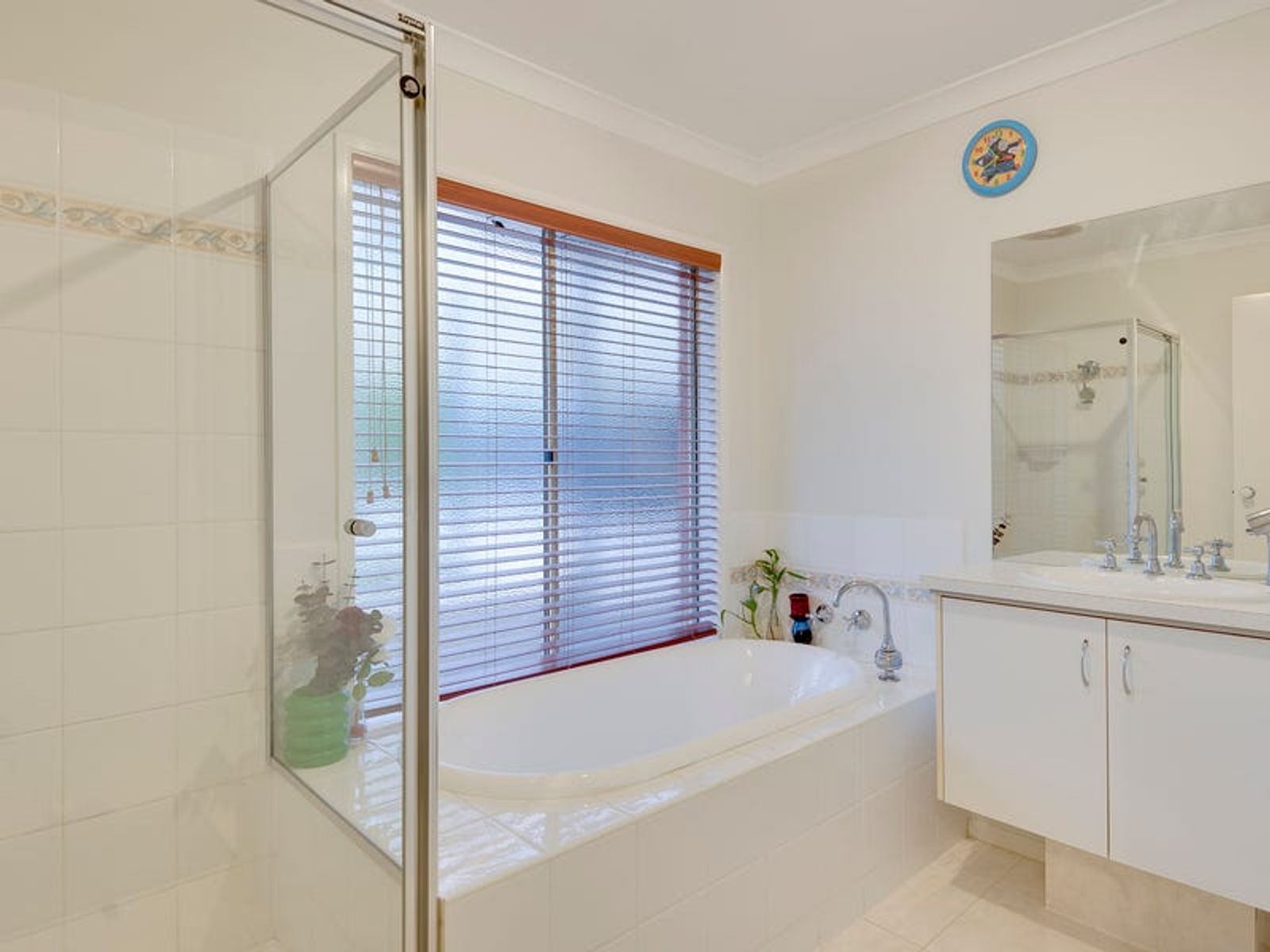 18 Taggerty Crescent, Narre Warren South, VIC 3805, Narre Warren South - Thumbnail 4