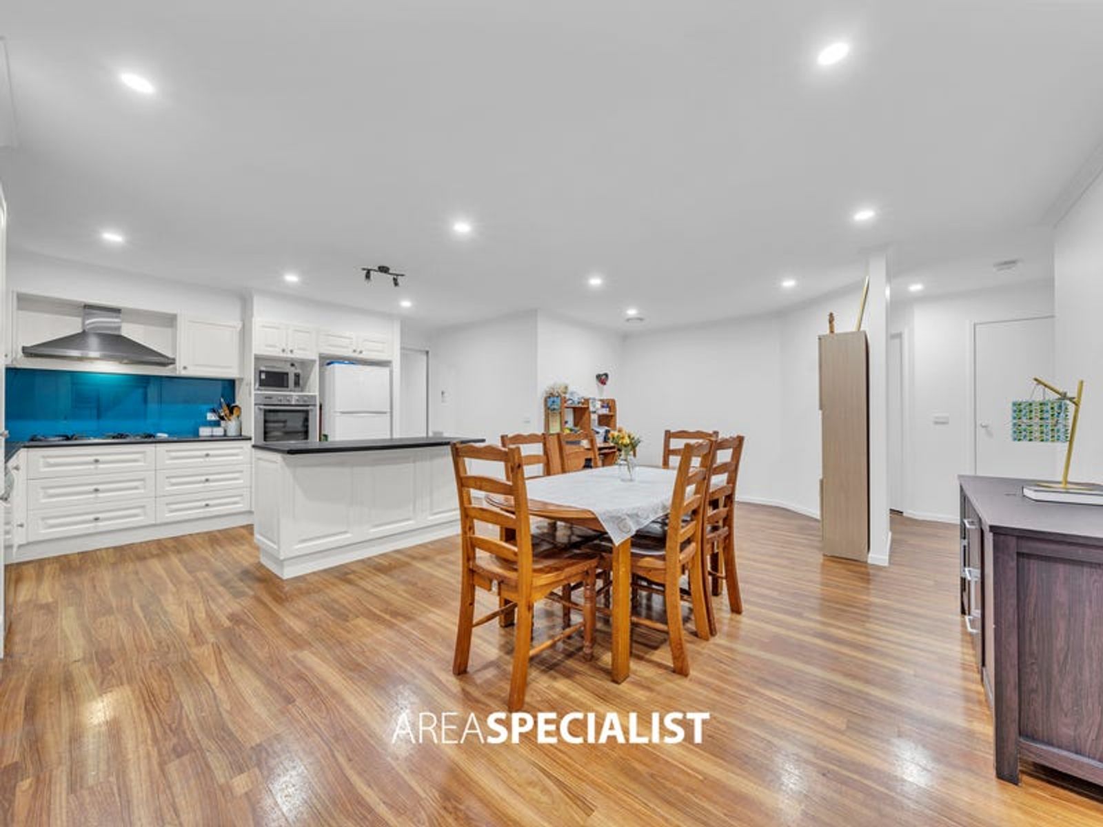 13 Cirrus Close, Hampton Park, VIC 3976, Hampton Park - Thumbnail 4